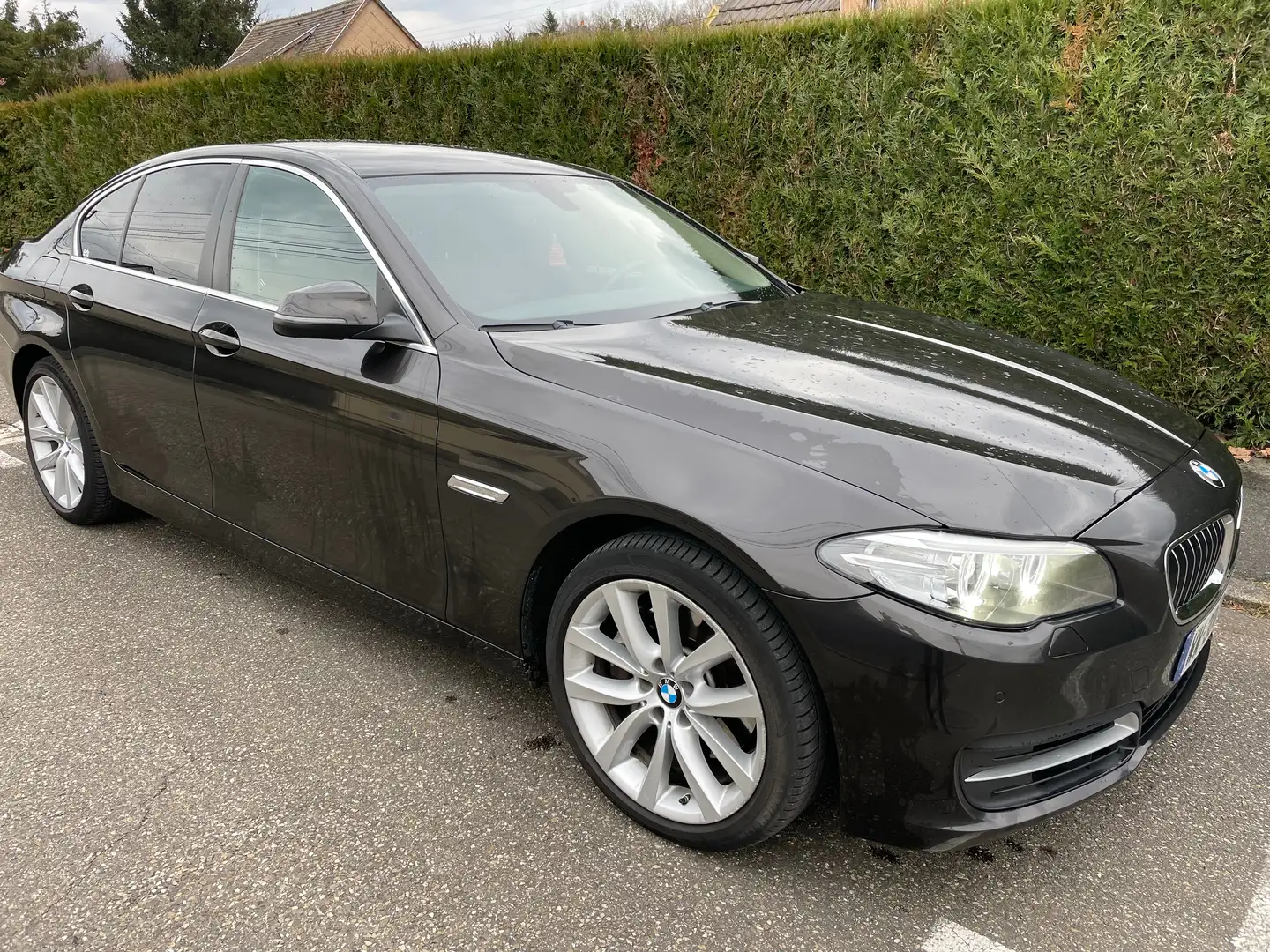 BMW 530 SERIE 5 F10 LCI (07/2013-10/2016)  258 ch Luxury A Brun - 1