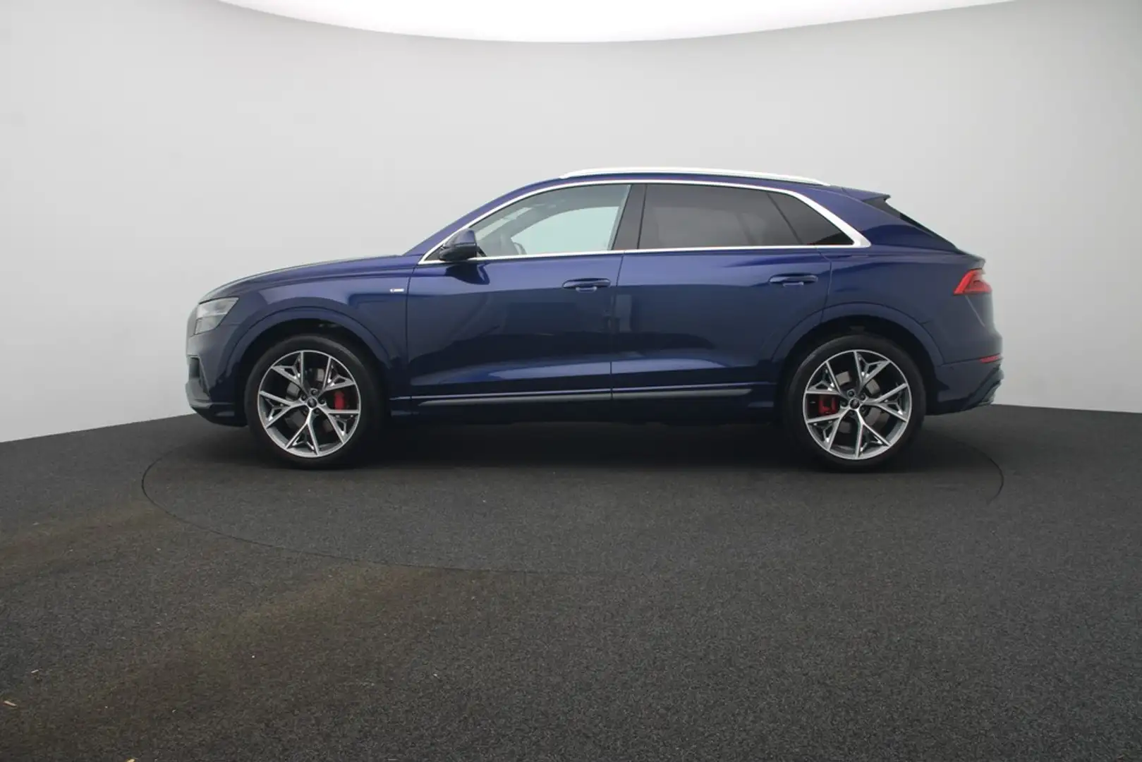 Audi Q8 50 TDI quattro S line Matrix Navi B&O Pano Blau - 2