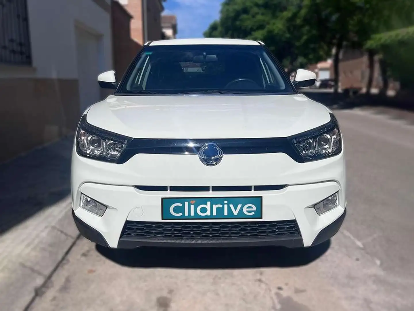 SsangYong Tivoli D16T Limited 4x2 Blanc - 2