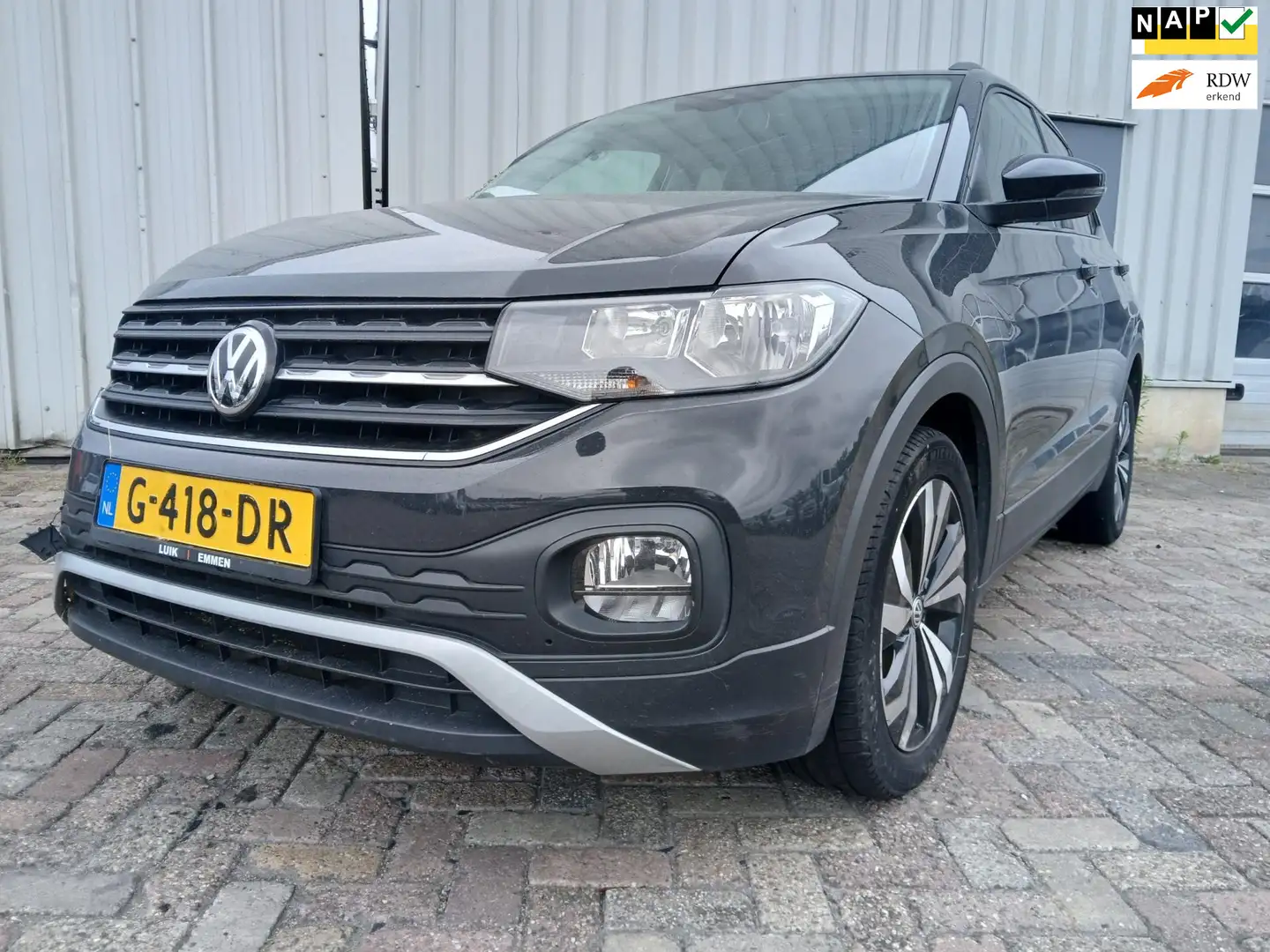 Volkswagen T-Cross 1.0 TSI Life SCHADEAUTO!!! Grijs - 1