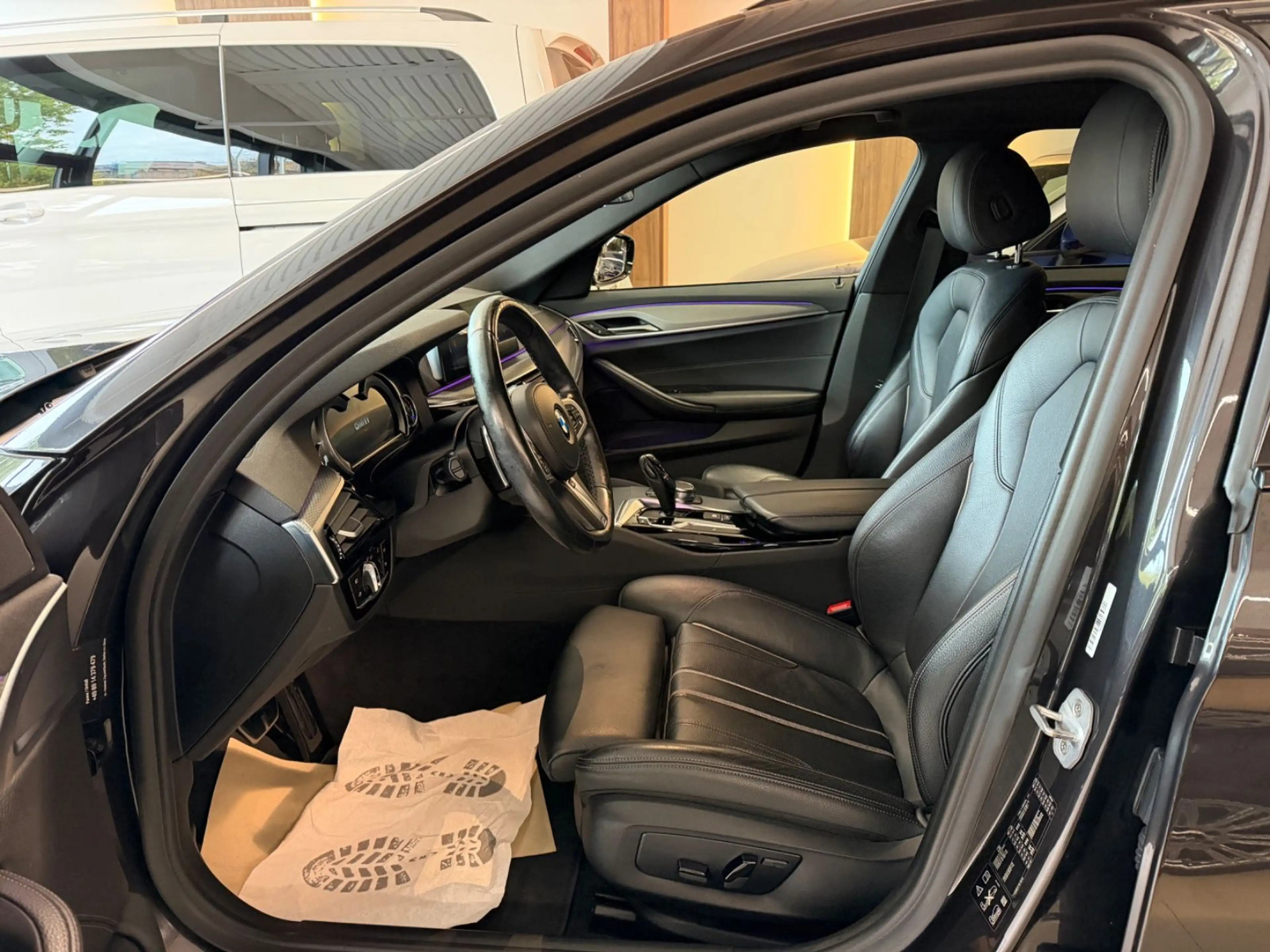BMW 530 d Touring xDrive M Sport Paket Head Up — photo 8