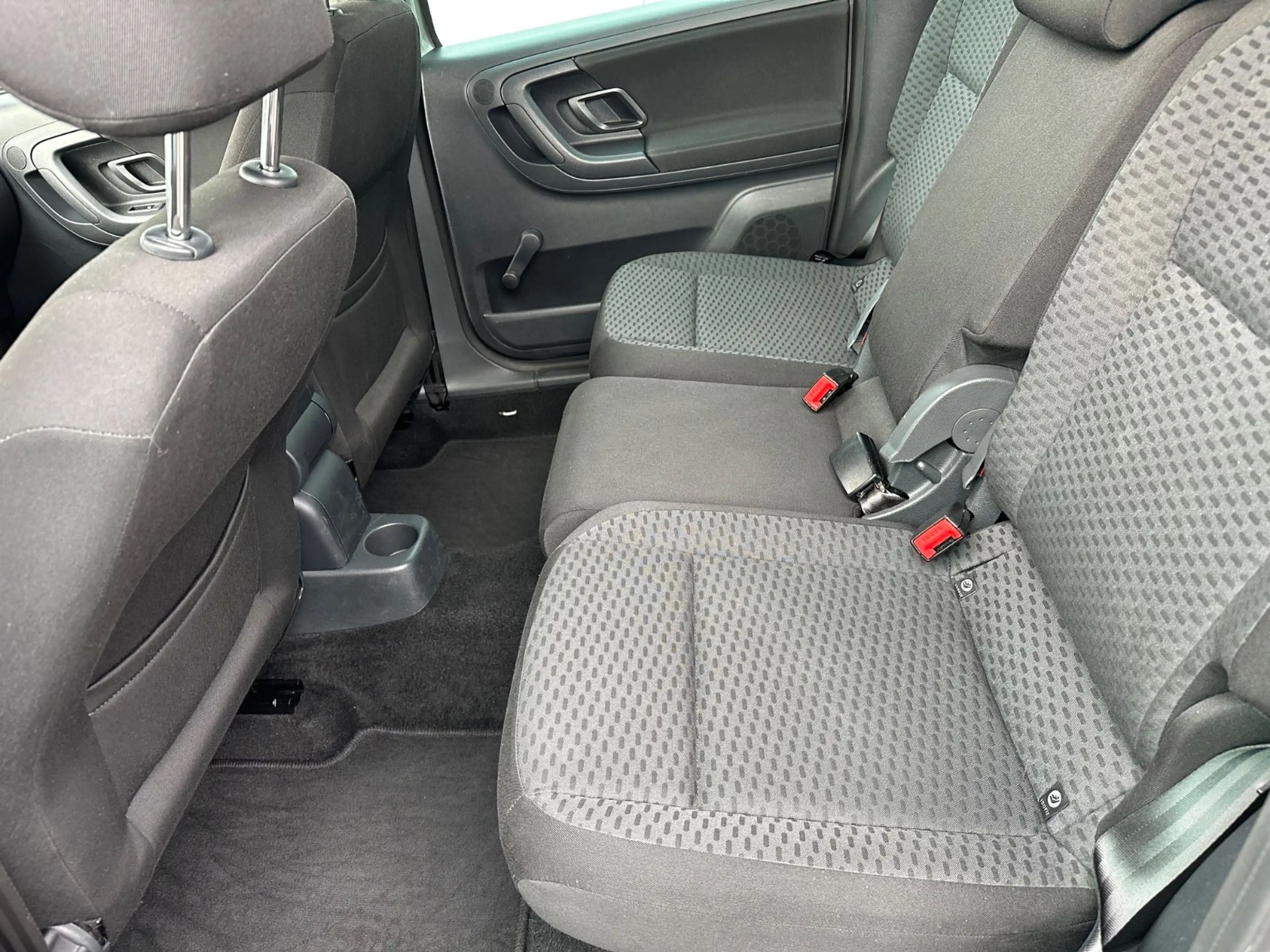 Skoda Roomster Ambition — photo 7