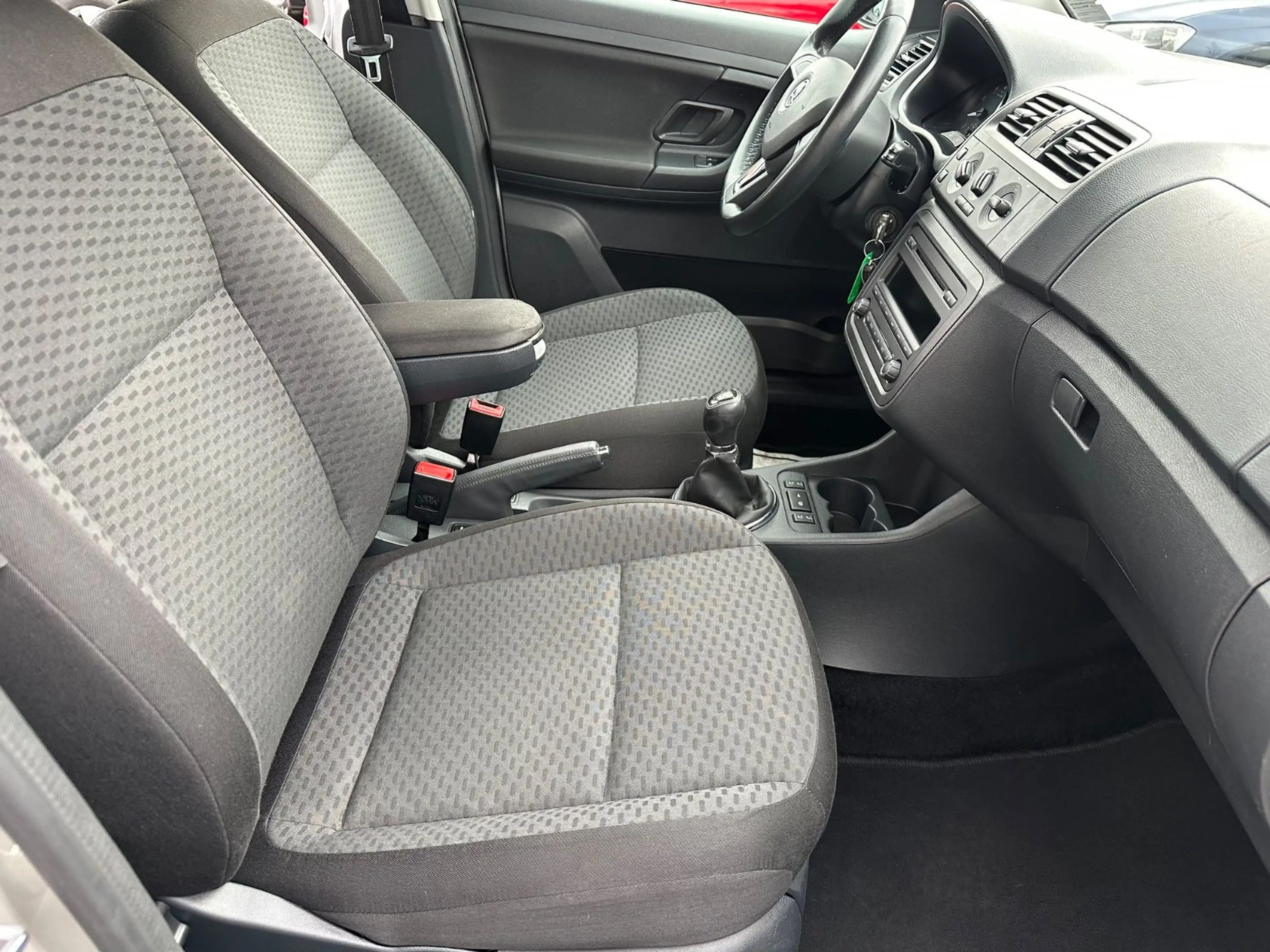 Skoda Roomster Ambition — photo 5