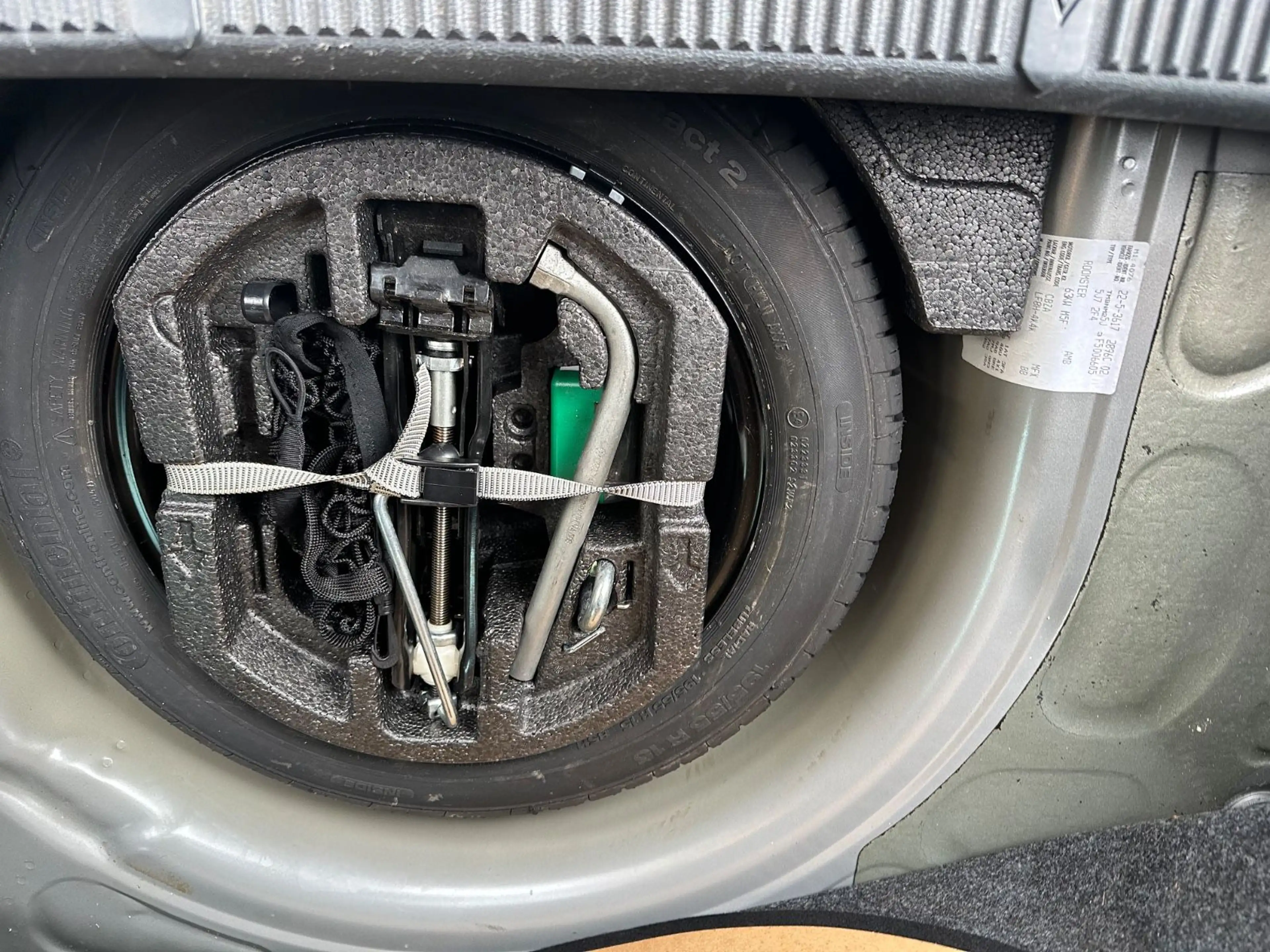 Skoda Roomster Ambition — photo 11