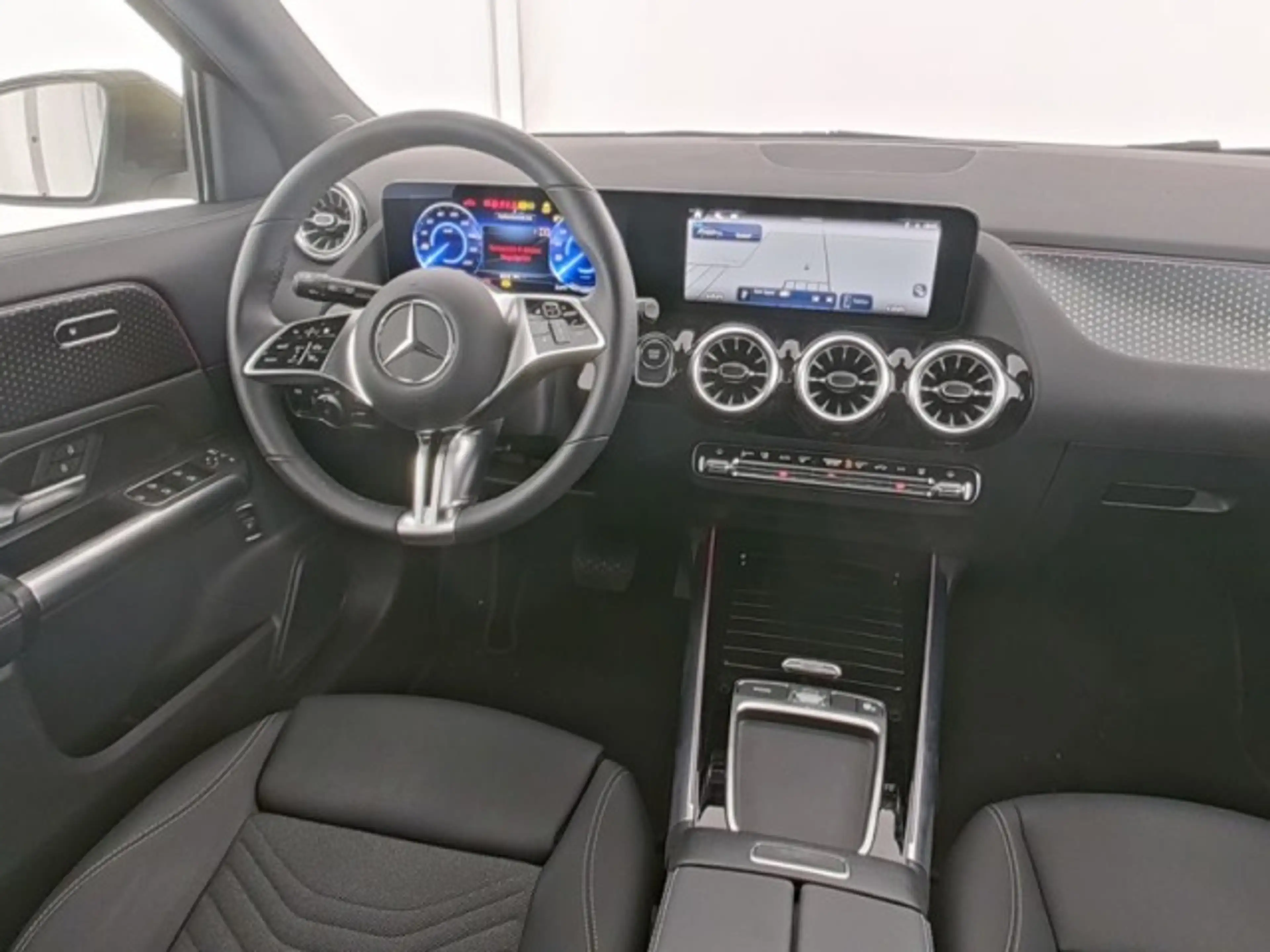 Mercedes-Benz EQA 300 EQA 300 4M Progressive DISTRONIC+KAMERA+LED Klima — photo 7