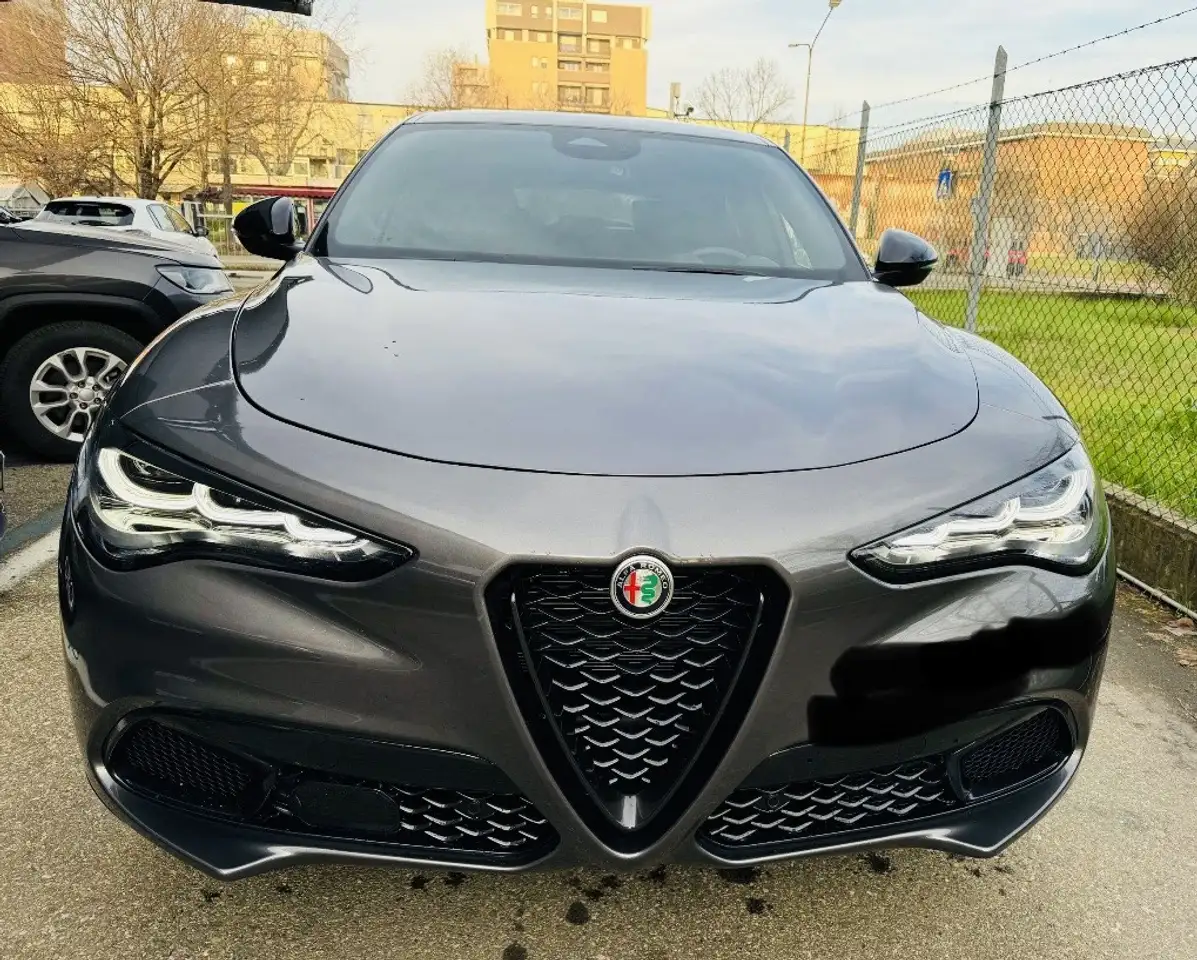 Alfa Romeo Stelvio 2024