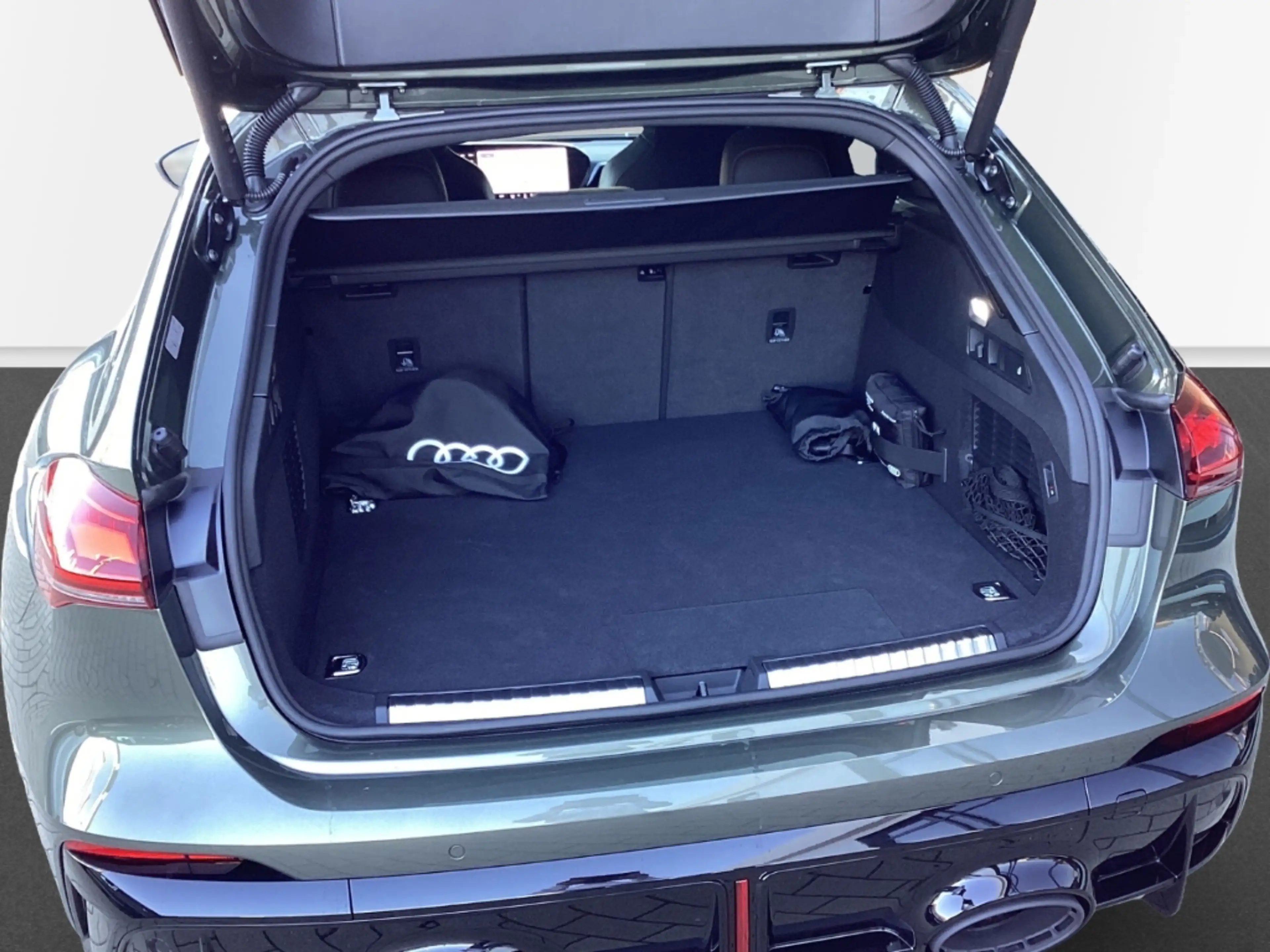 Audi RS5 Avant HUD B&O Keramik AHK Panorama Stdhzg — photo 9