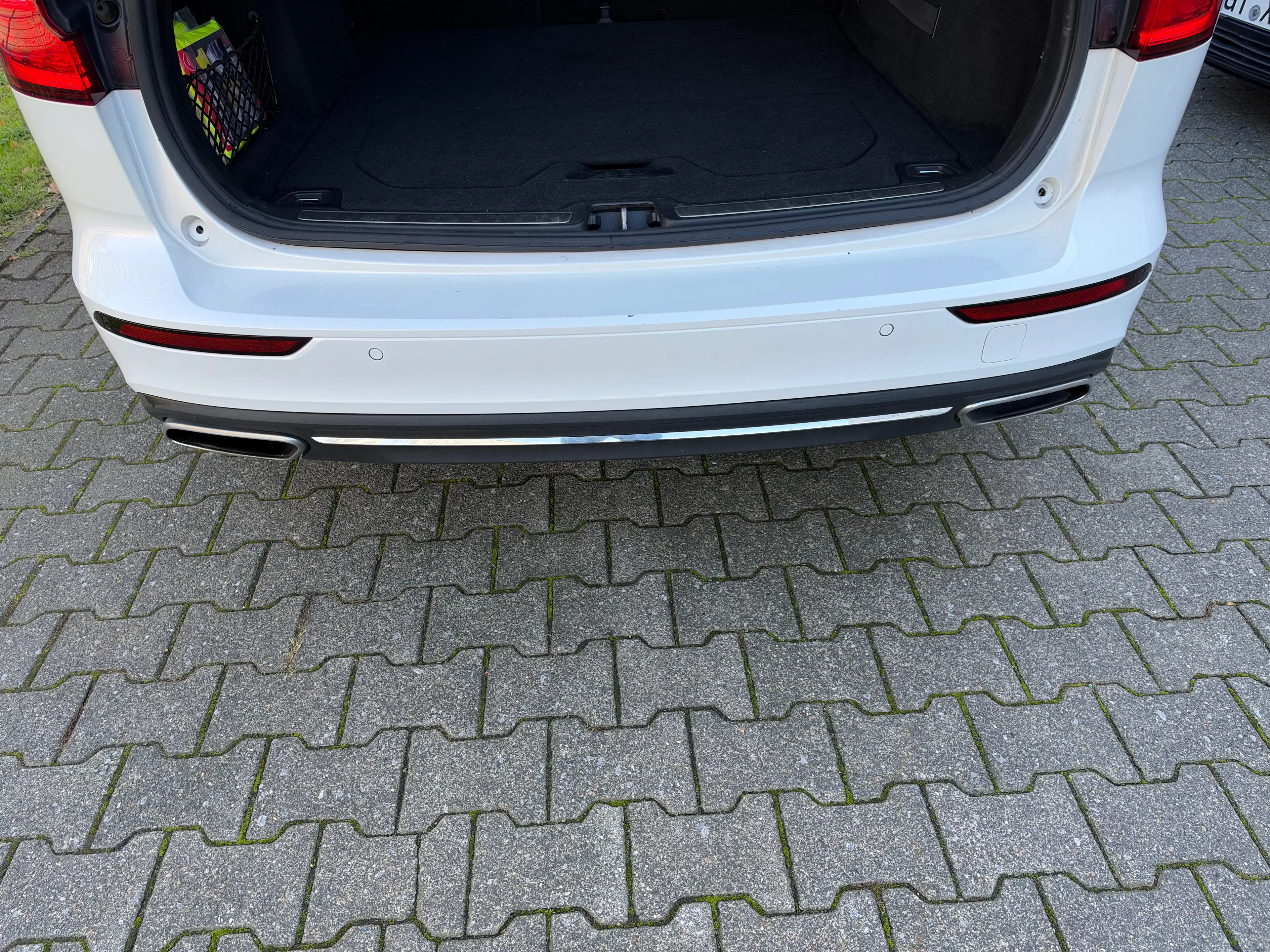 Volvo V60 Inscription AWD — photo 13