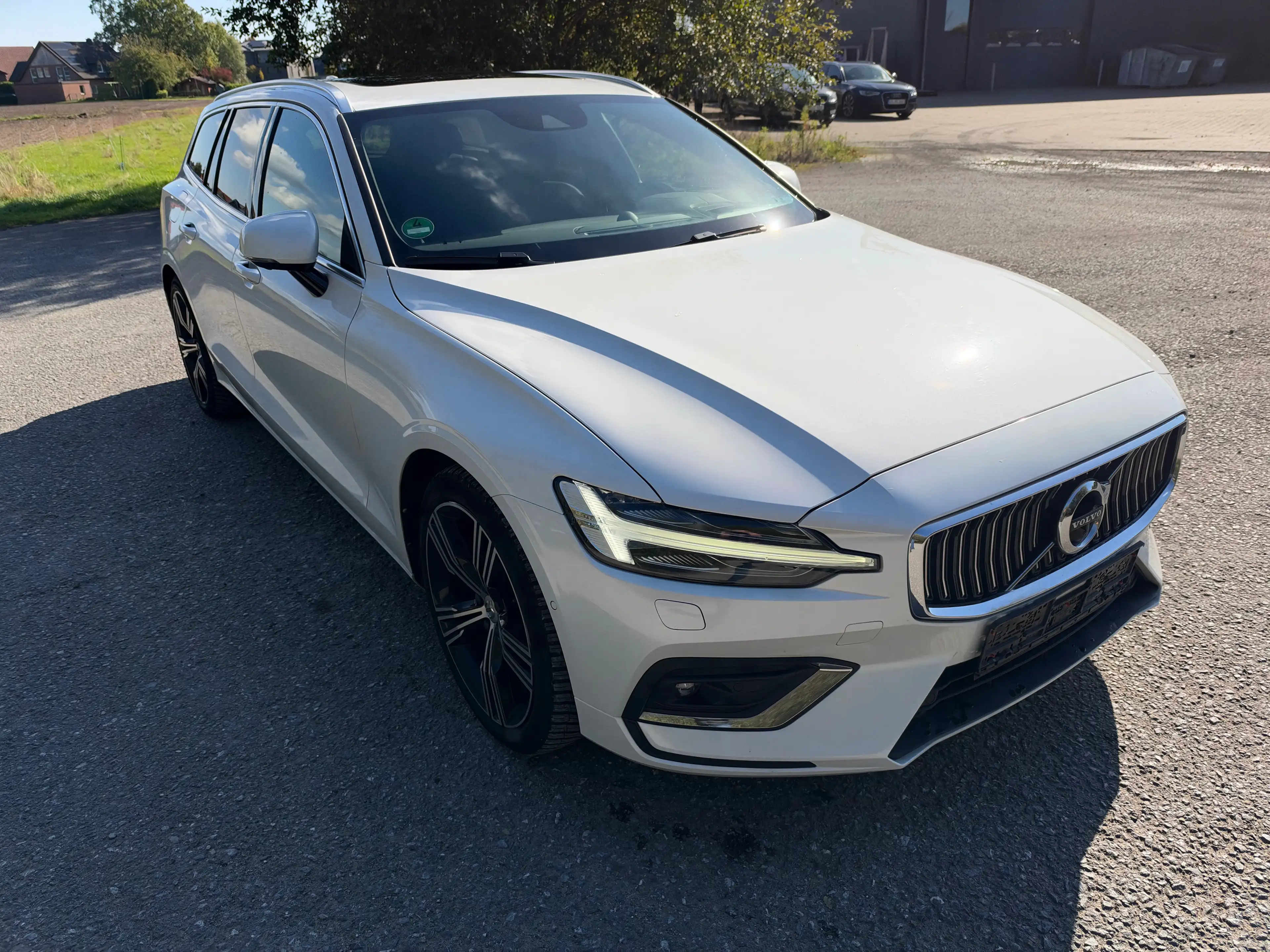 Volvo V60 Inscription AWD — photo 6