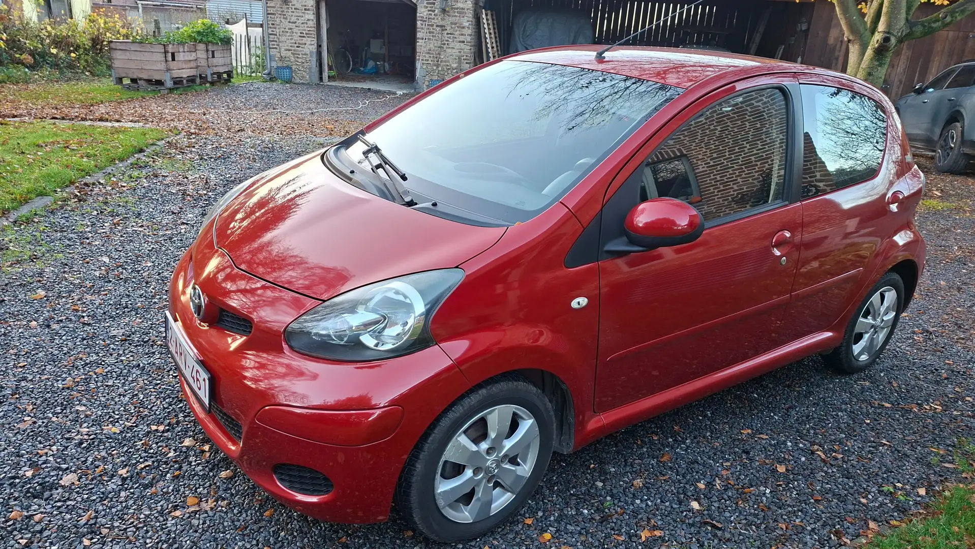 Toyota Aygo Aygo Edition Rouge - 1