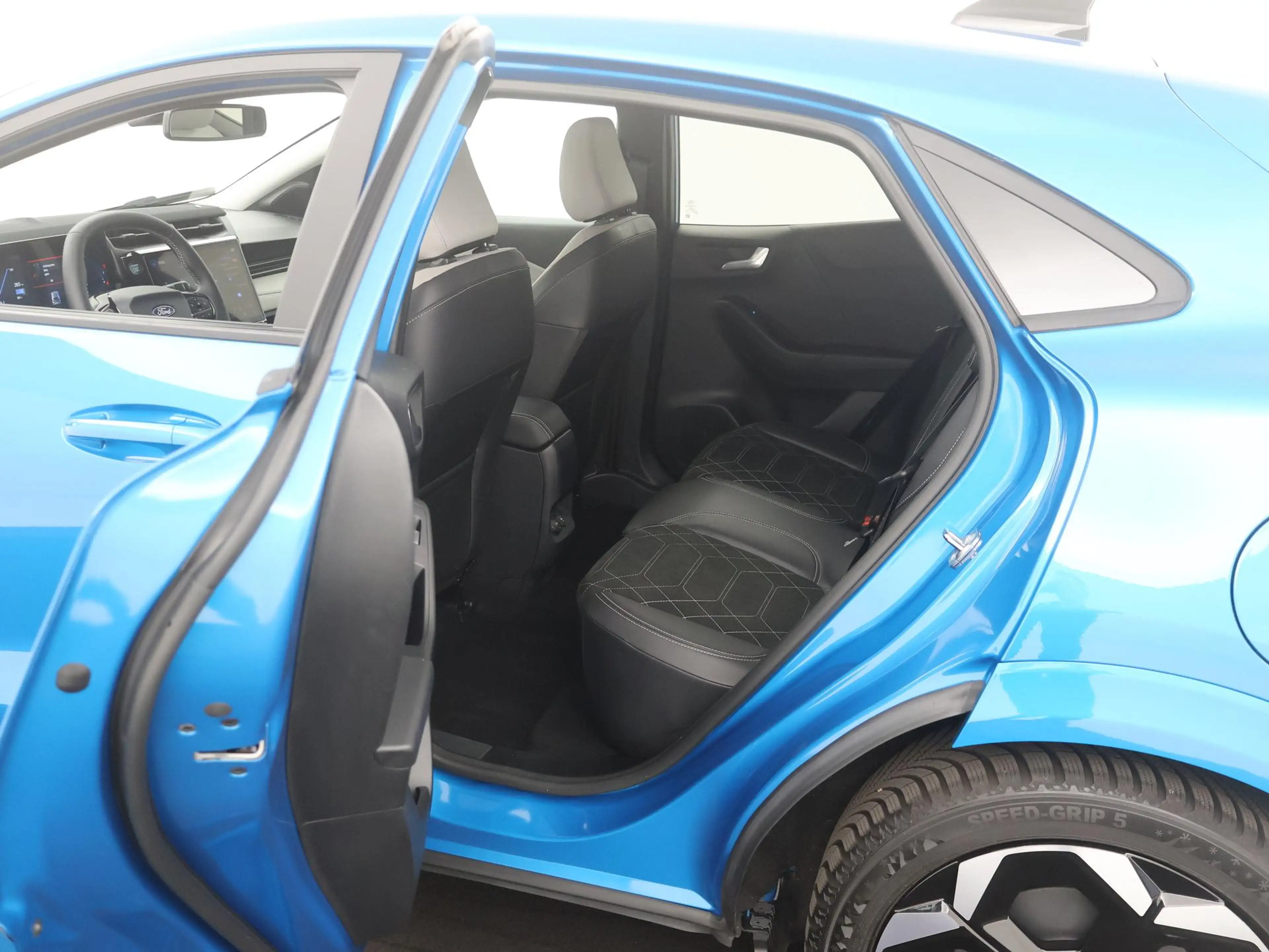 Ford Puma Gen-E Premium 44 kWh WINTERPACK|ACC|BLIS|360CAMERA|B&O|E — photo 11