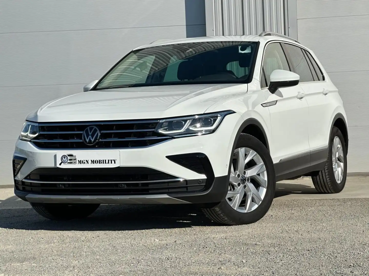 Volkswagen Tiguan ELEGANCE 1.5 TSI 150 EVO DSG7 Weiß - 1