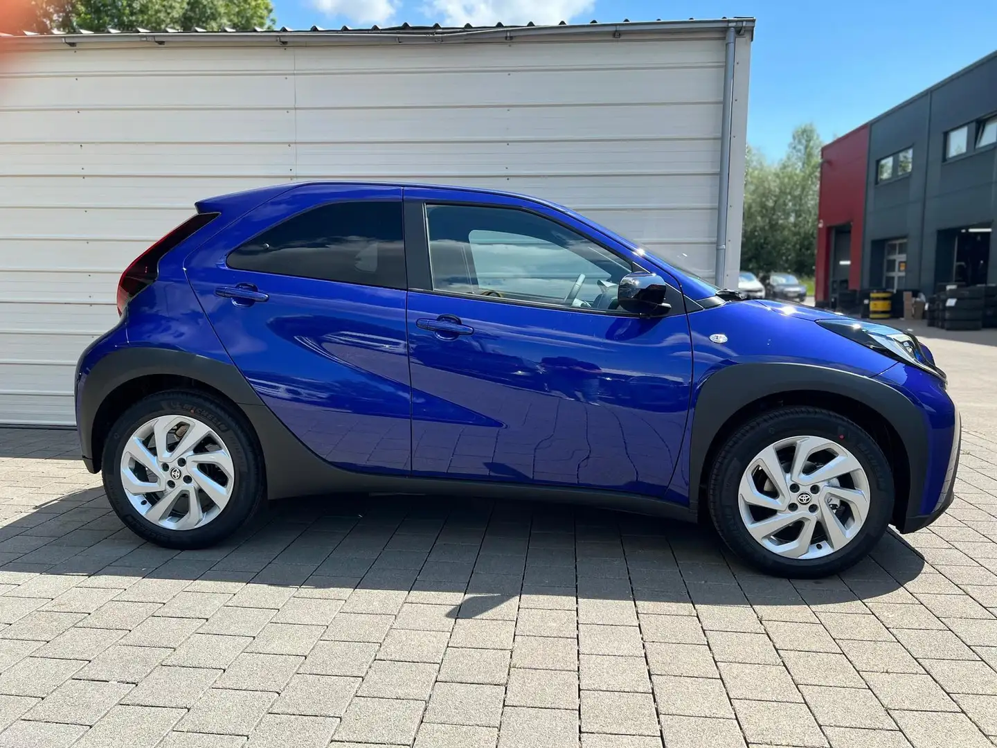 Toyota Aygo X Active 1.0L Android Auto*SHZ*Kamera*LED*KlimaAT... Blau - 2
