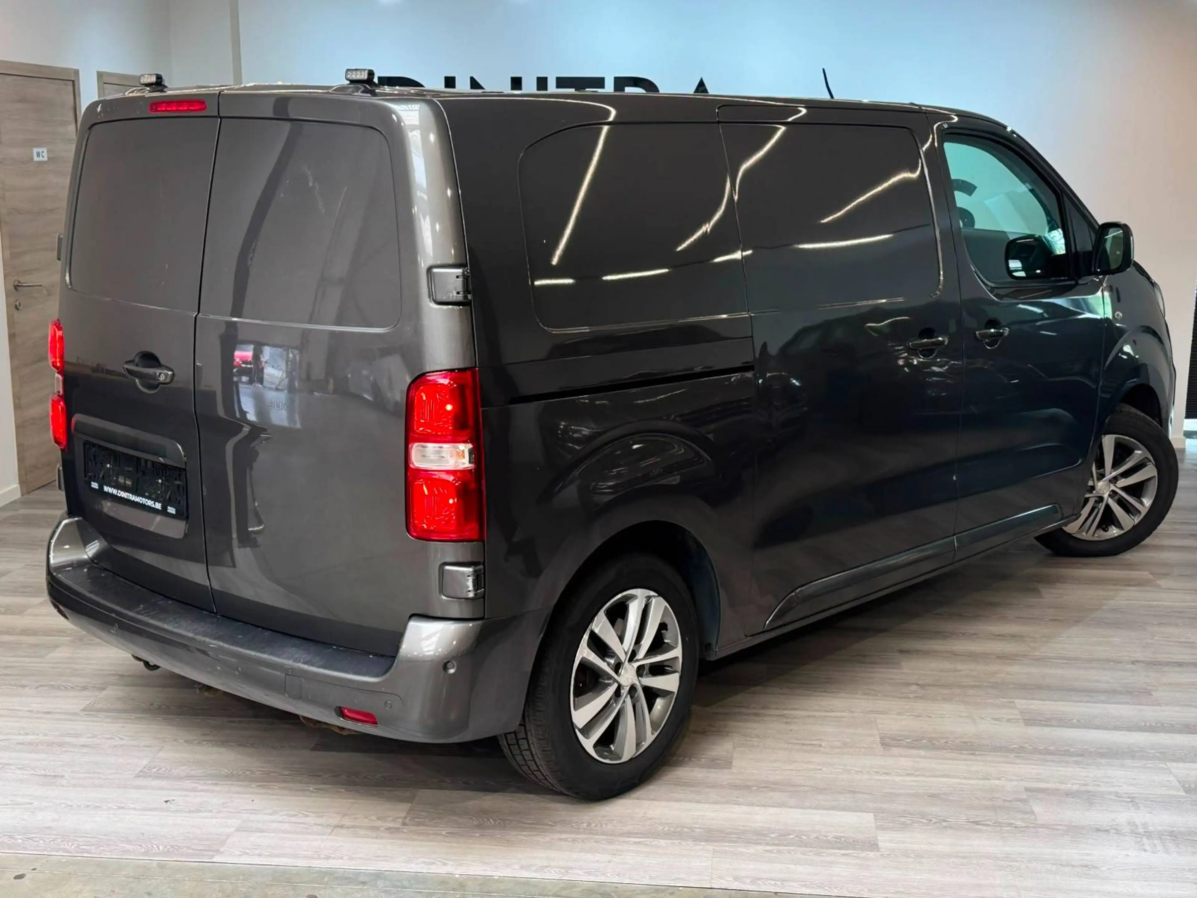 Peugeot Expert 2.0 BlueHDi L2 Asphalt - Carplay/Navi/Cruise — photo 7