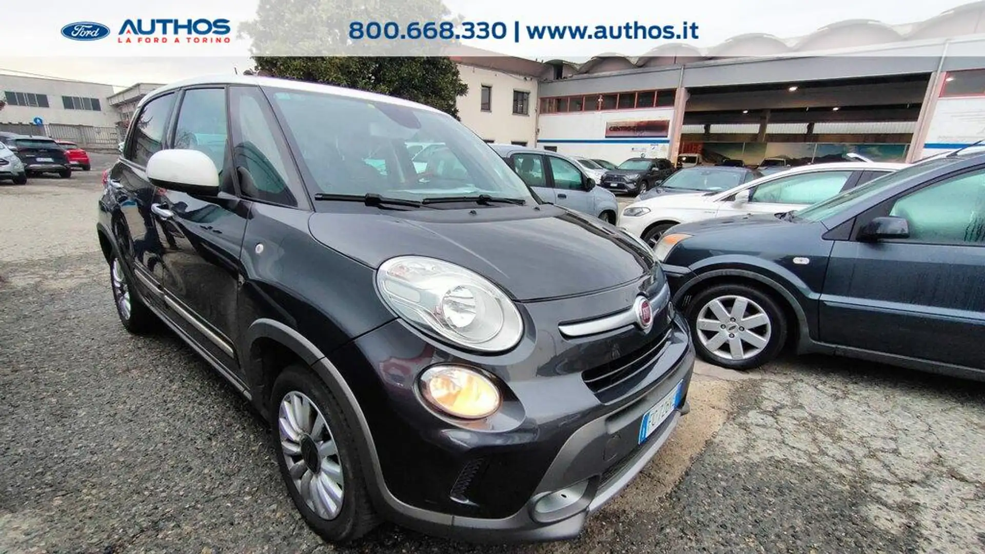 Fiat 500L 1.4 Trekking 95cv Nero - 2