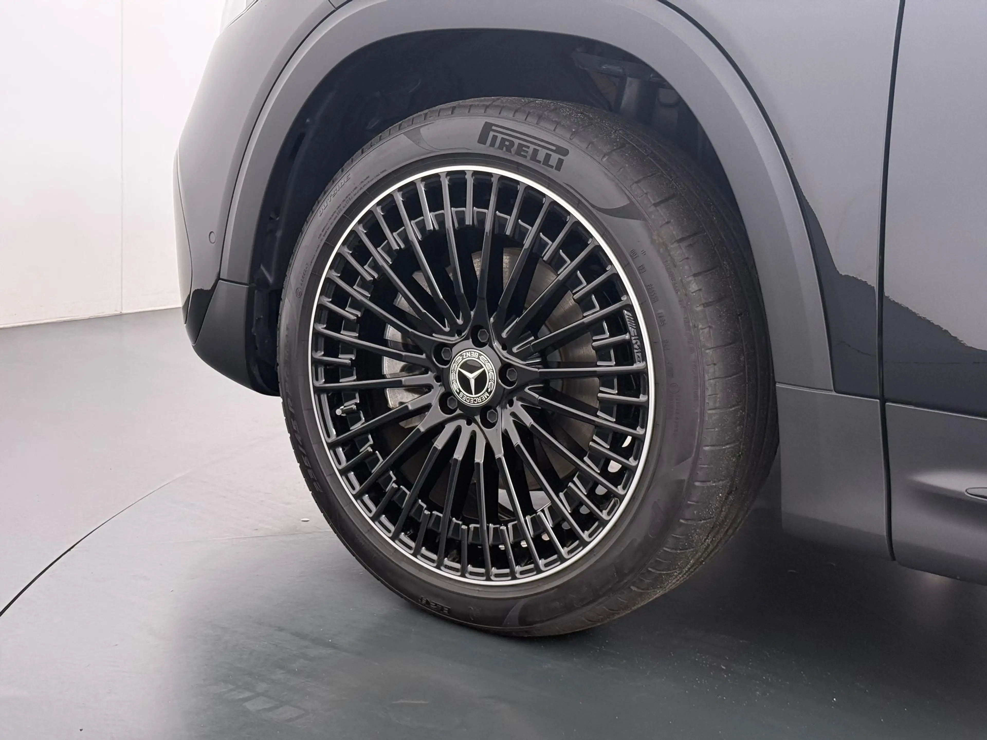 Mercedes-Benz EQB 250 250+ AMG Line 71 kWh | 20" AMG Velgen | Burmester — photo 4