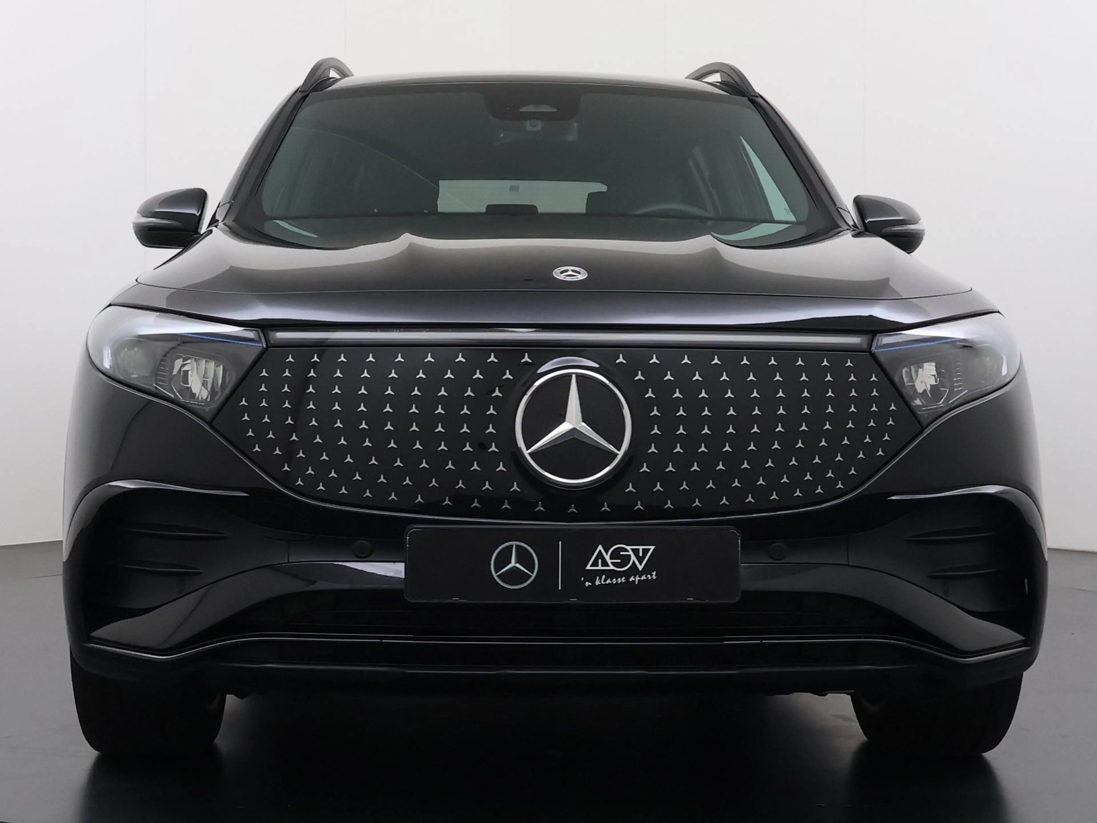 Mercedes-Benz EQB 250 250+ AMG Line 71 kWh | 20" AMG Velgen | Burmester — photo 11