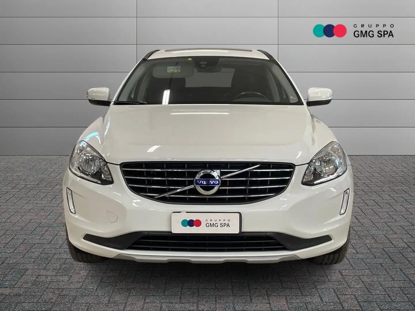 Volvo XC60 2.0 d4 Business Plus 190cv geartronic Wit - 2