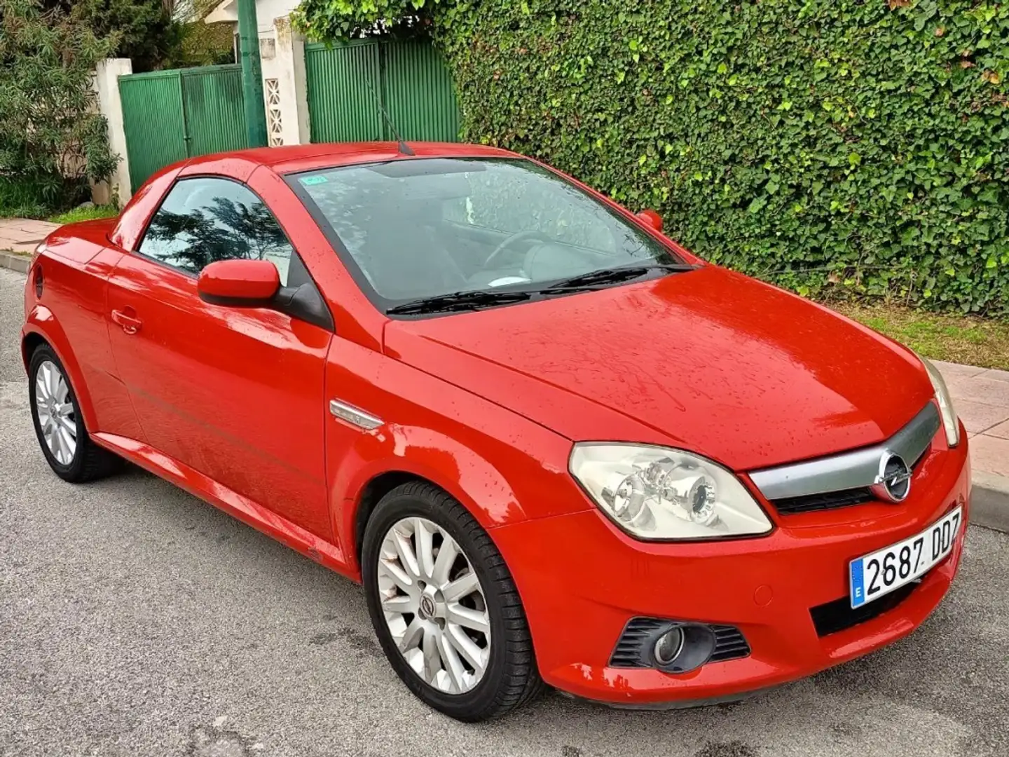 Opel Tigra 1.4 16v Edition Rojo - 1