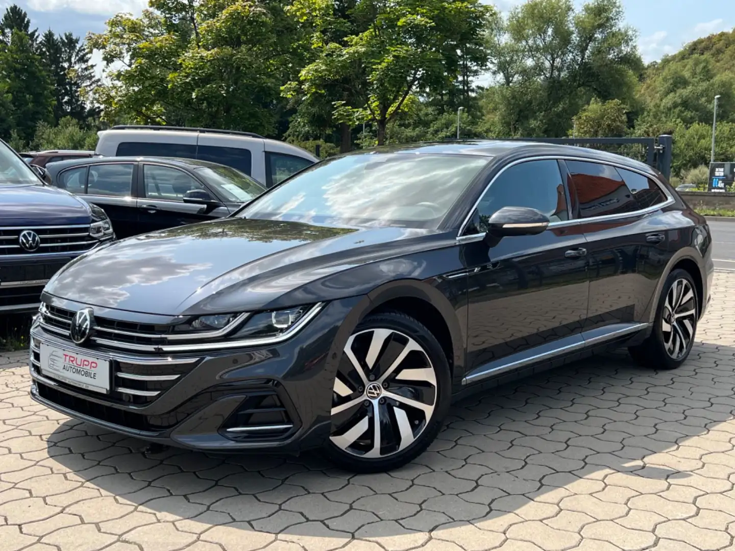 Volkswagen Arteon SB R-Line/MATRIX/STANDH/AHK/PANO/HARMAN Grau - 1