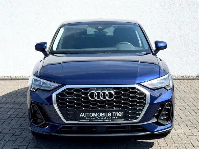 Audi Q3 view 2
