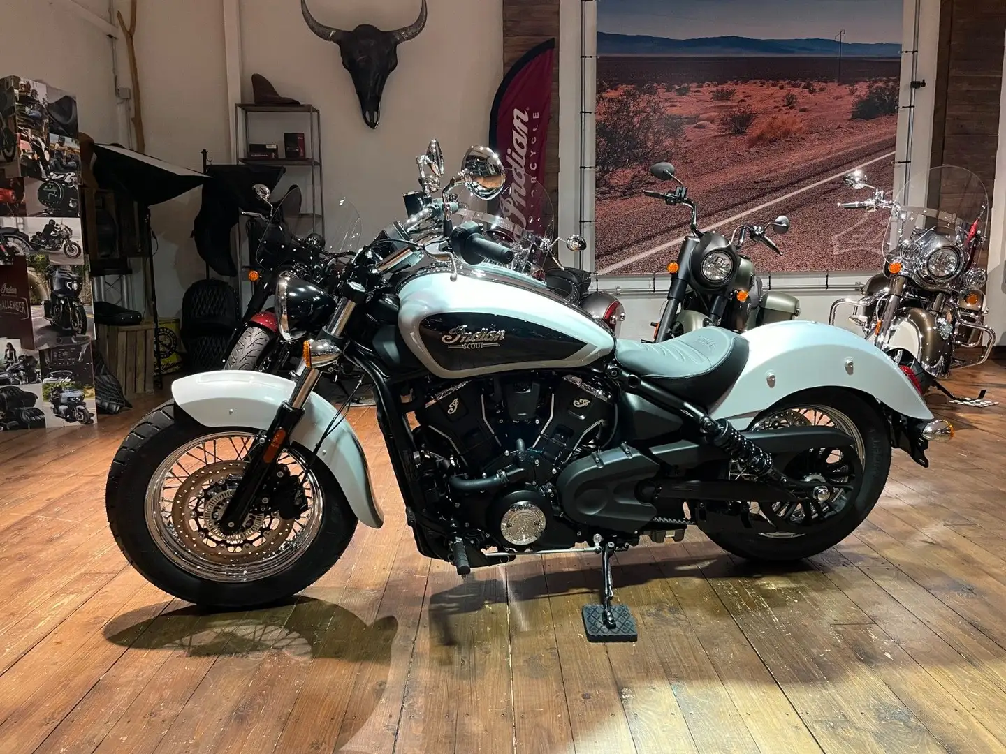 Indian Scout Classic Ltd+Tech 100 Jahre(EUR 1000/2,99%) Blanco - 1