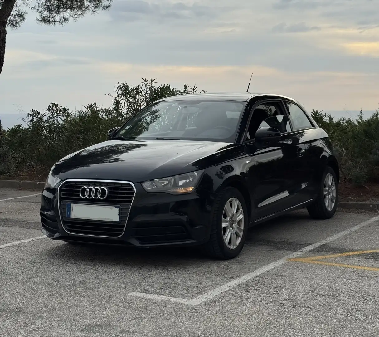 Audi A1 A1 1.6 TDI 105 Ambition - 1