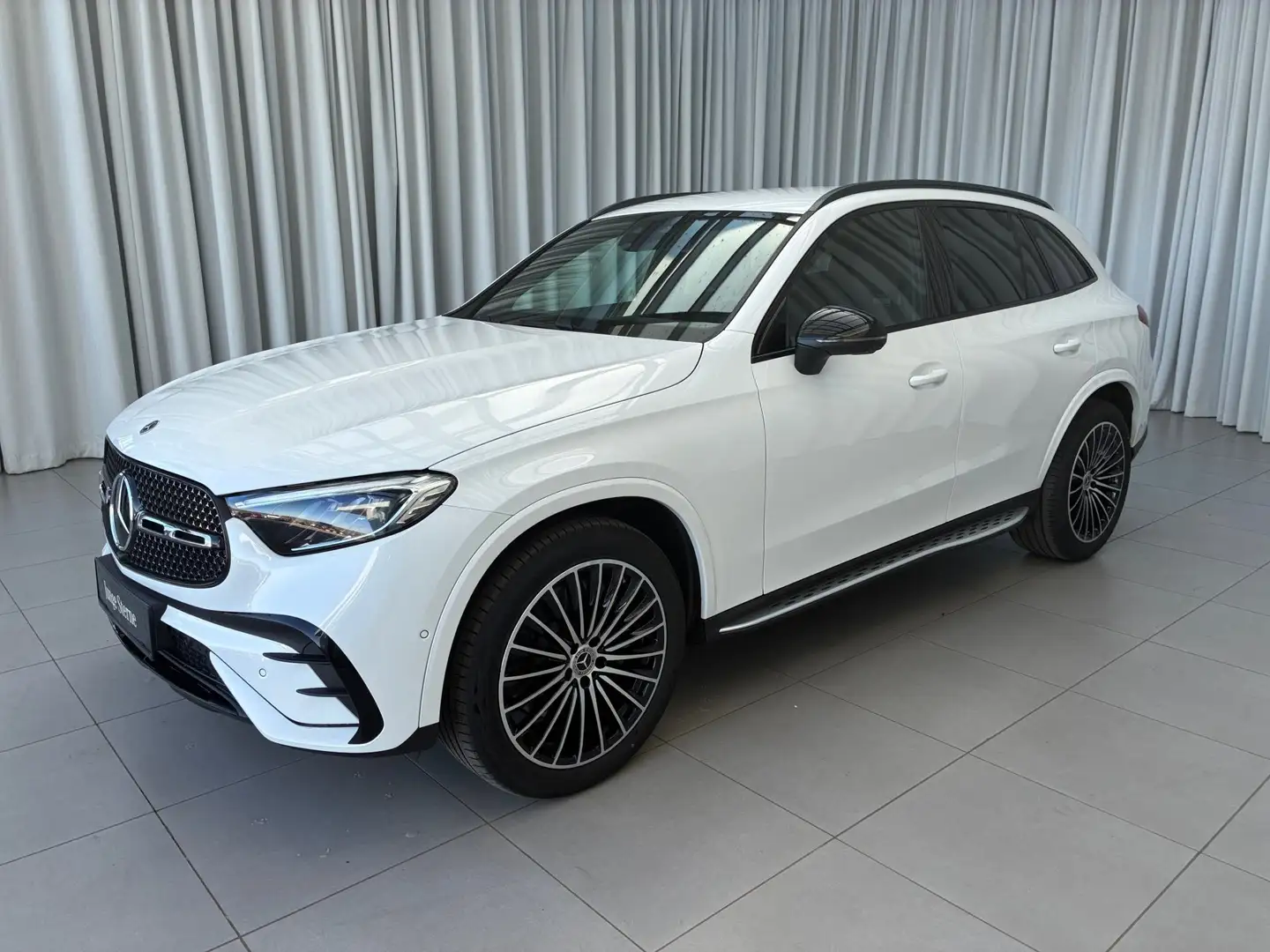 Mercedes-Benz GLC 220 d 4MATIC Winterp. HUD SportS. Weiß - 2