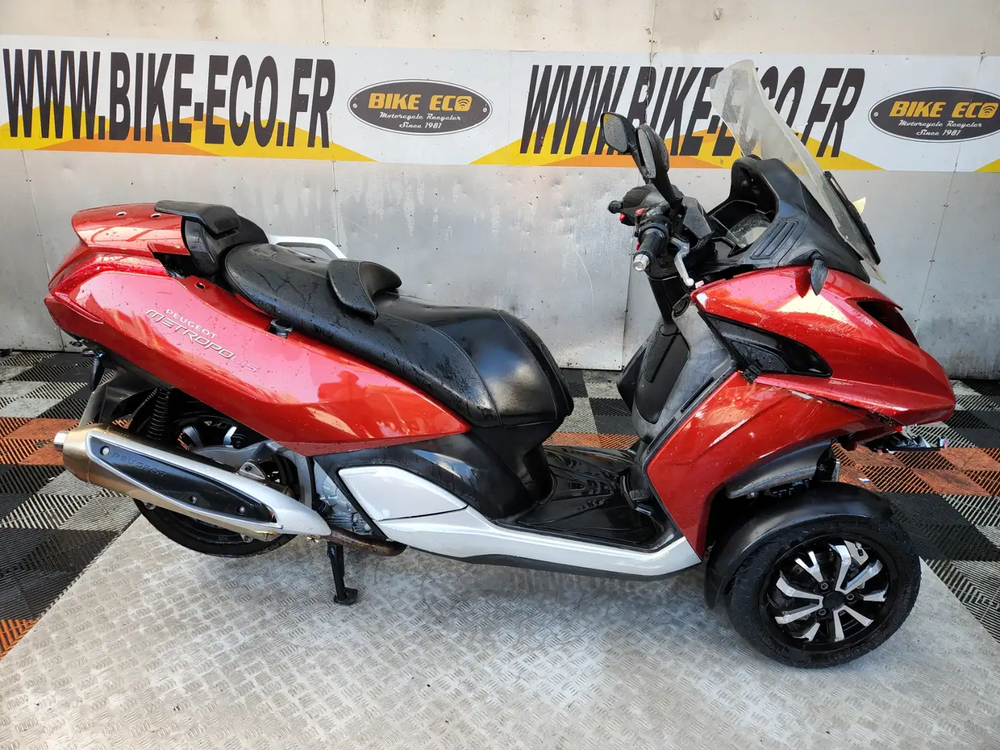 Peugeot Metropolis Rood - 1