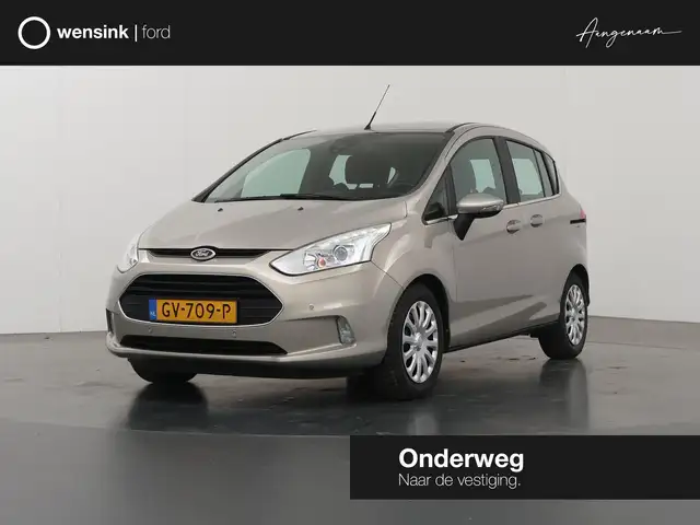 Ford B-Max 1.6 TI-VCT Titanium | Navigatie | Parkeercamera |
