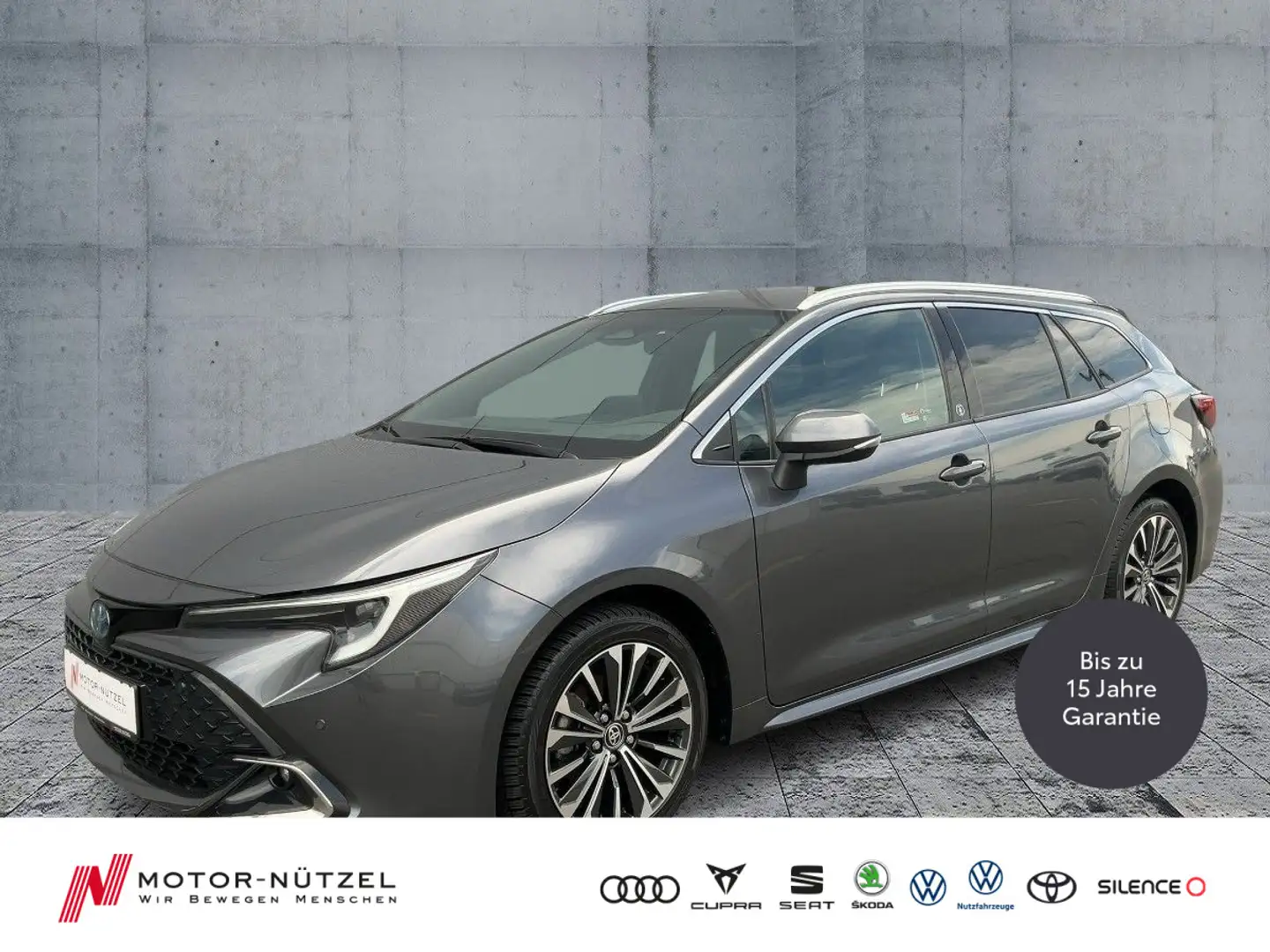 Toyota Corolla TS 1.8 Hybrid TEAM D LED+NAV+ACC+RFK+SHZ Grau - 1
