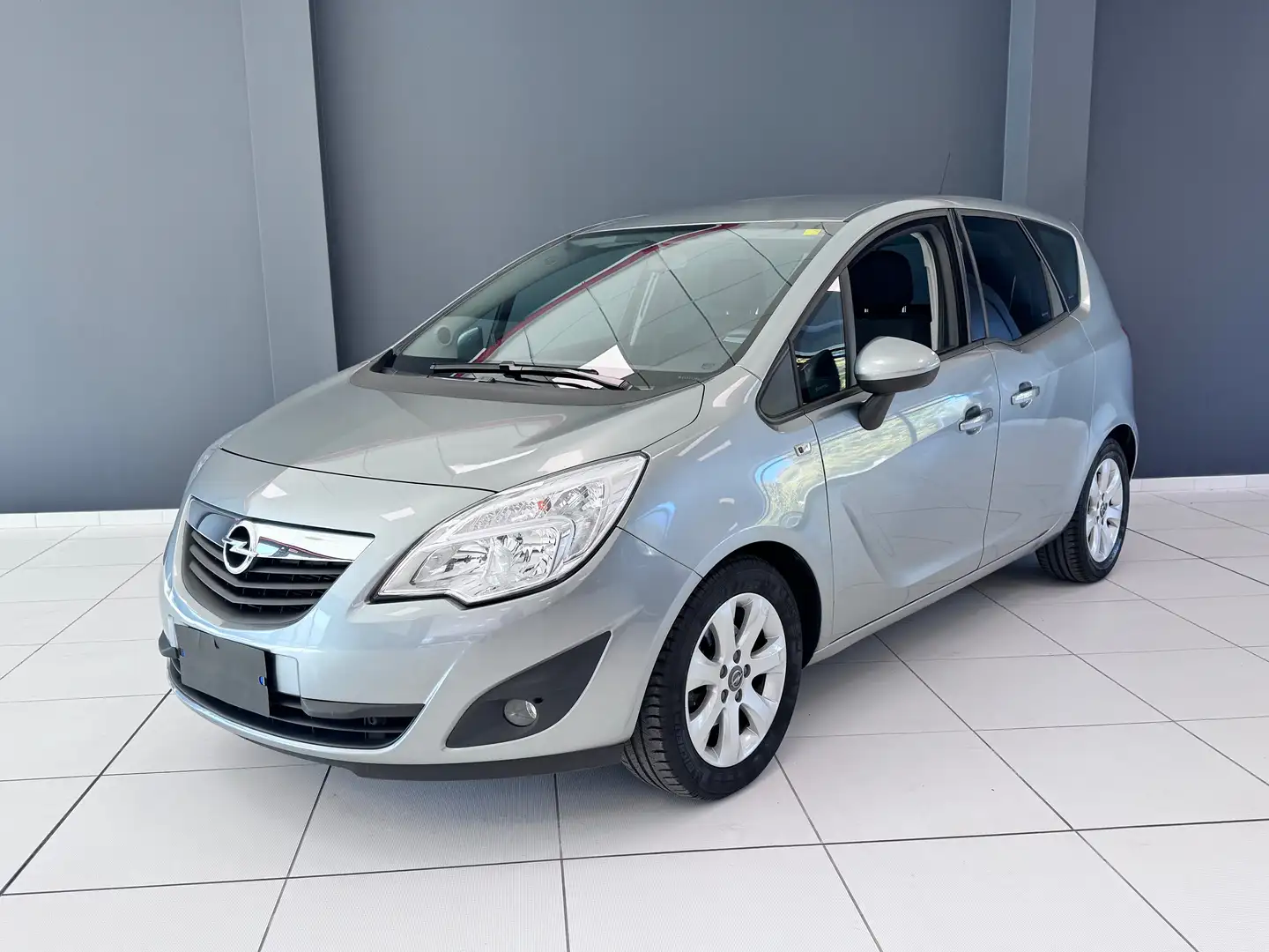 Opel Meriva Meriva II 2010 1.3 cdti ecoflex Elective 95cv Gris - 2