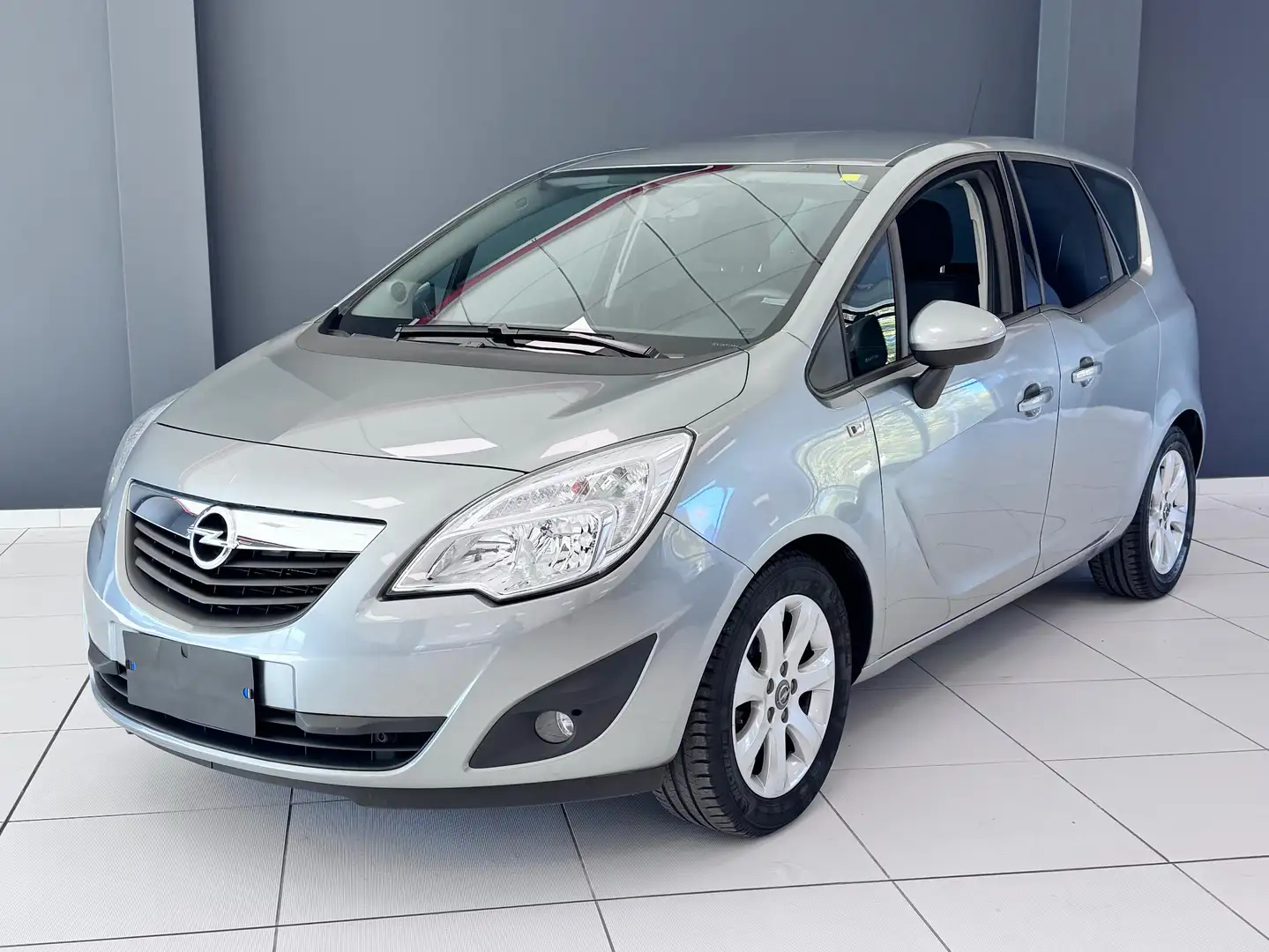 Opel Meriva Meriva II 2010 1.3 cdti ecoflex Elective 95cv Gris - 1