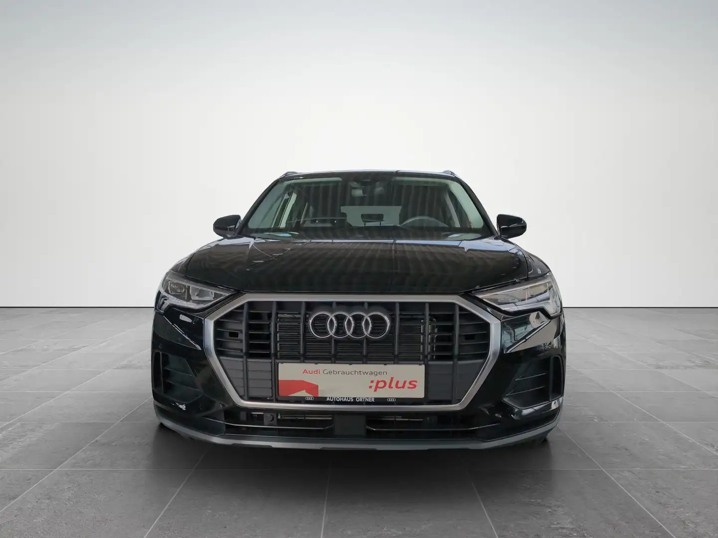 Audi Q3 35 TDI intense Schwarz - 2