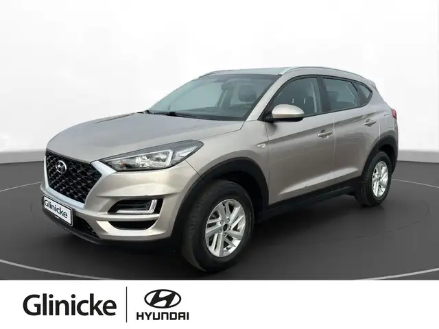 Hyundai TUCSON 1.6 Select 2WD Kamera PDC Bluetooth Navi