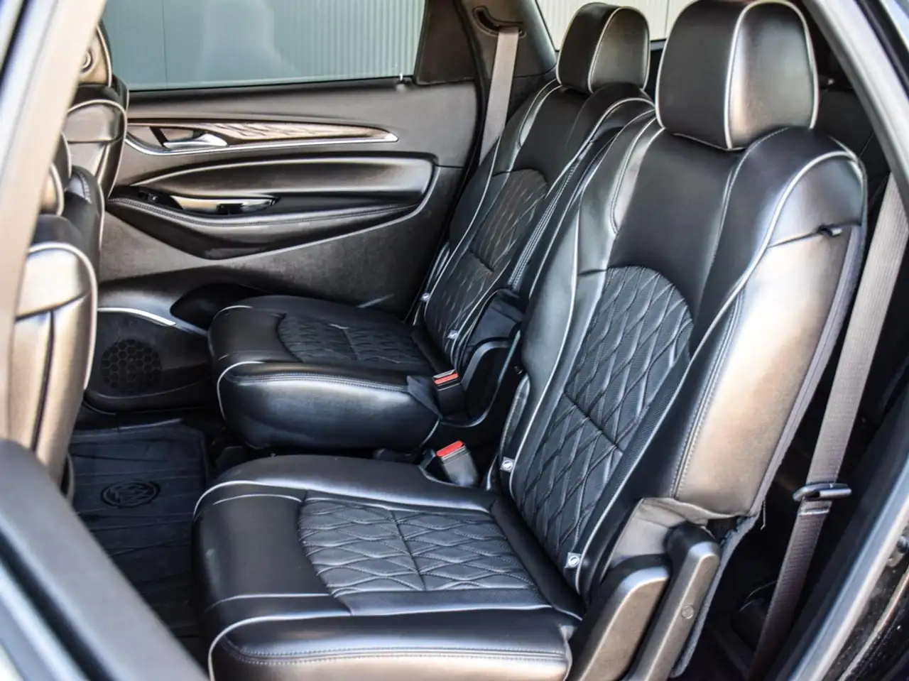 Buick Enclave photo Buick Enclave