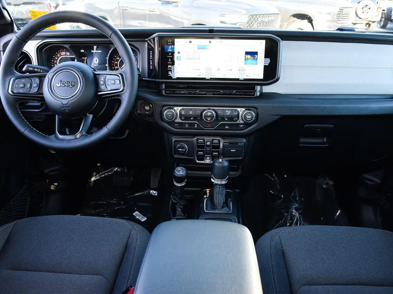 Jeep Wrangler снимка Jeep Wrangler