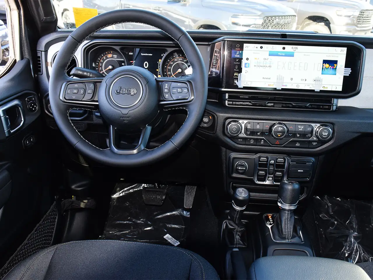 Jeep Wrangler снимка Jeep Wrangler
