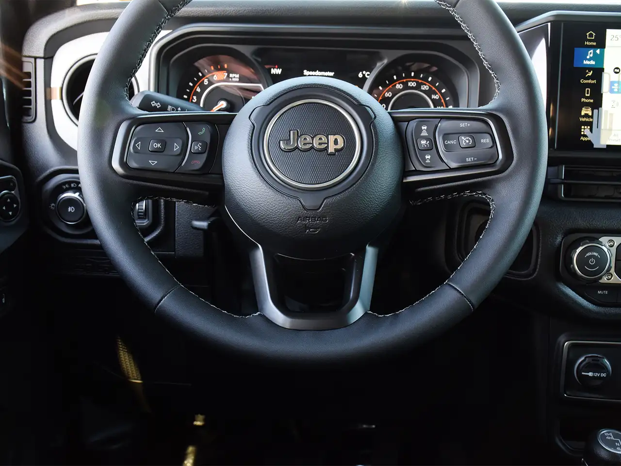 Jeep Wrangler снимка Jeep Wrangler