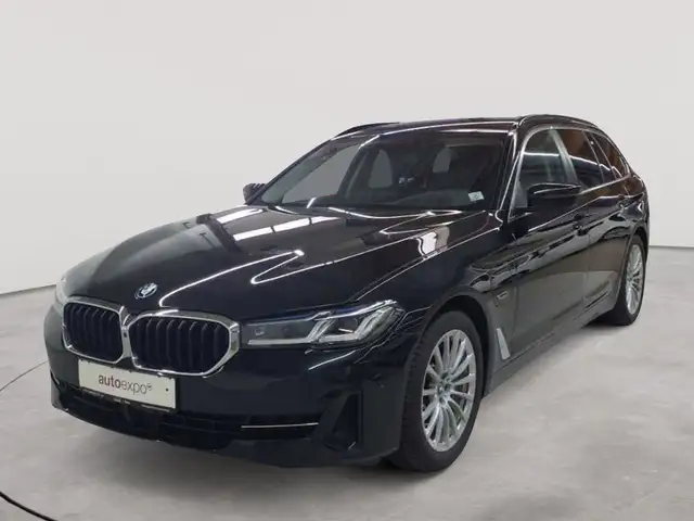 BMW 5 Series view 2
