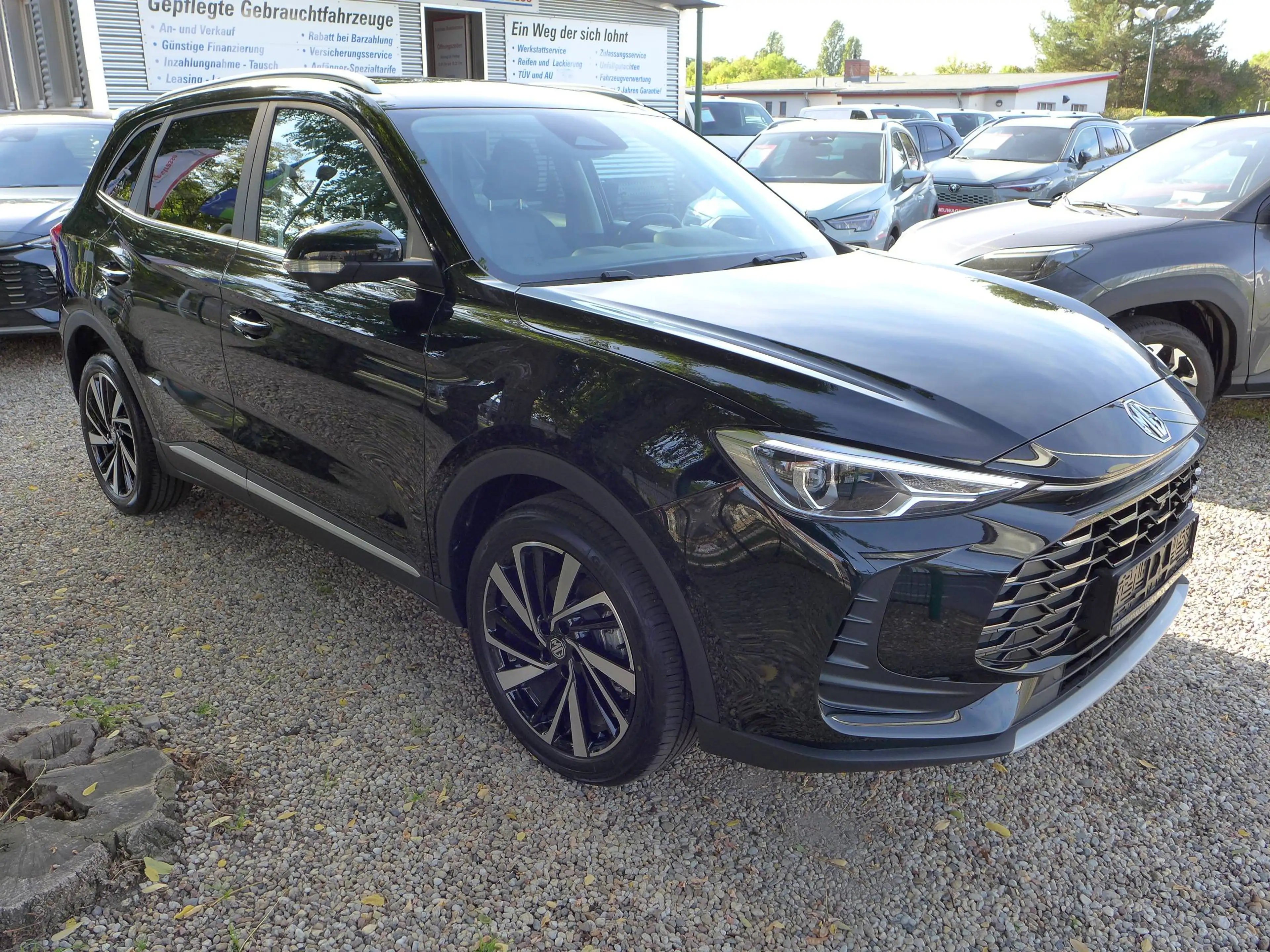 MG ZS ZS 1.5 Hybrid+ Luxury LED/Navi/Leder/Panoramaglasschiebedach — photo 3
