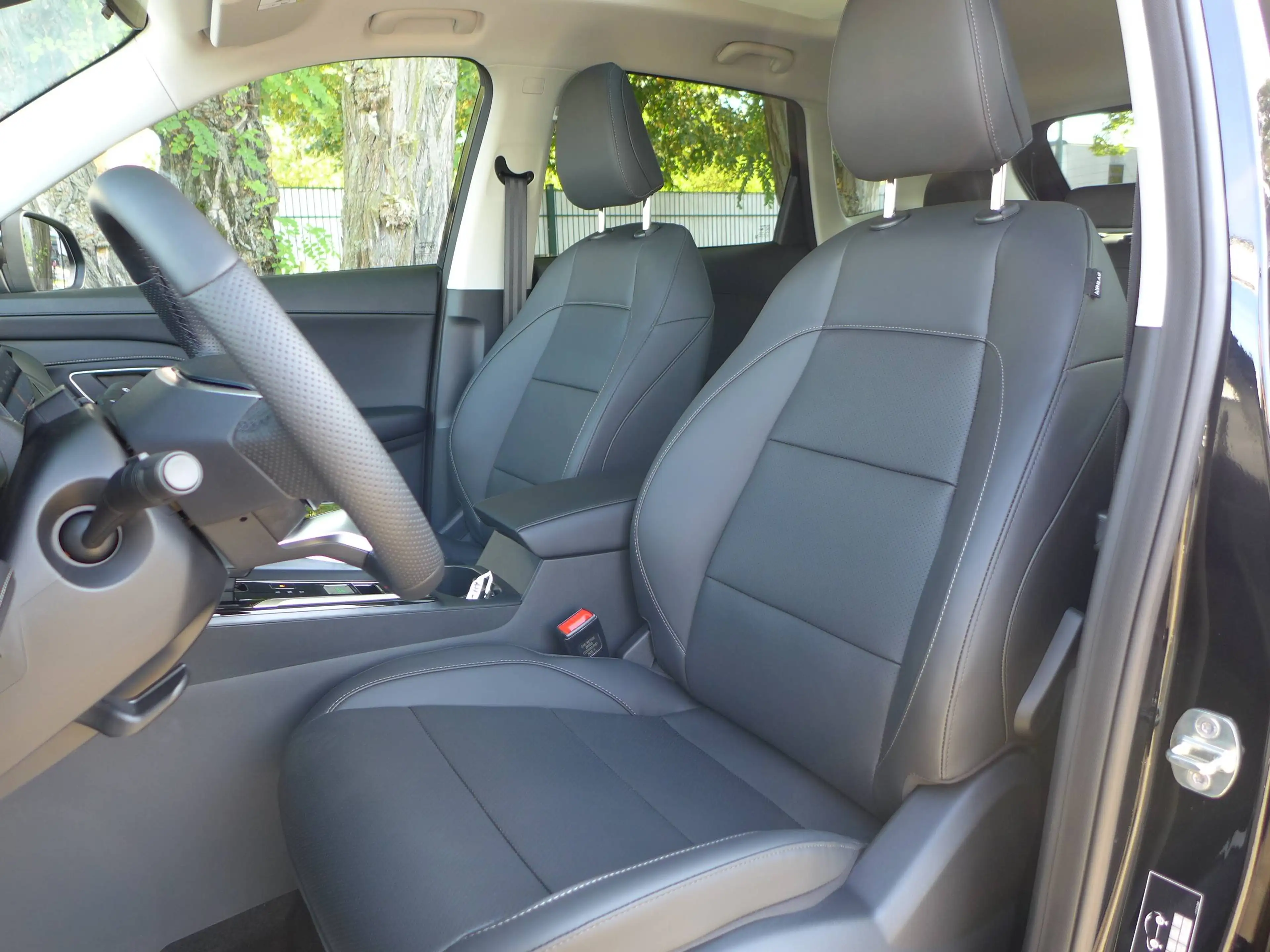 MG ZS ZS 1.5 Hybrid+ Luxury LED/Navi/Leder/Panoramaglasschiebedach — photo 8