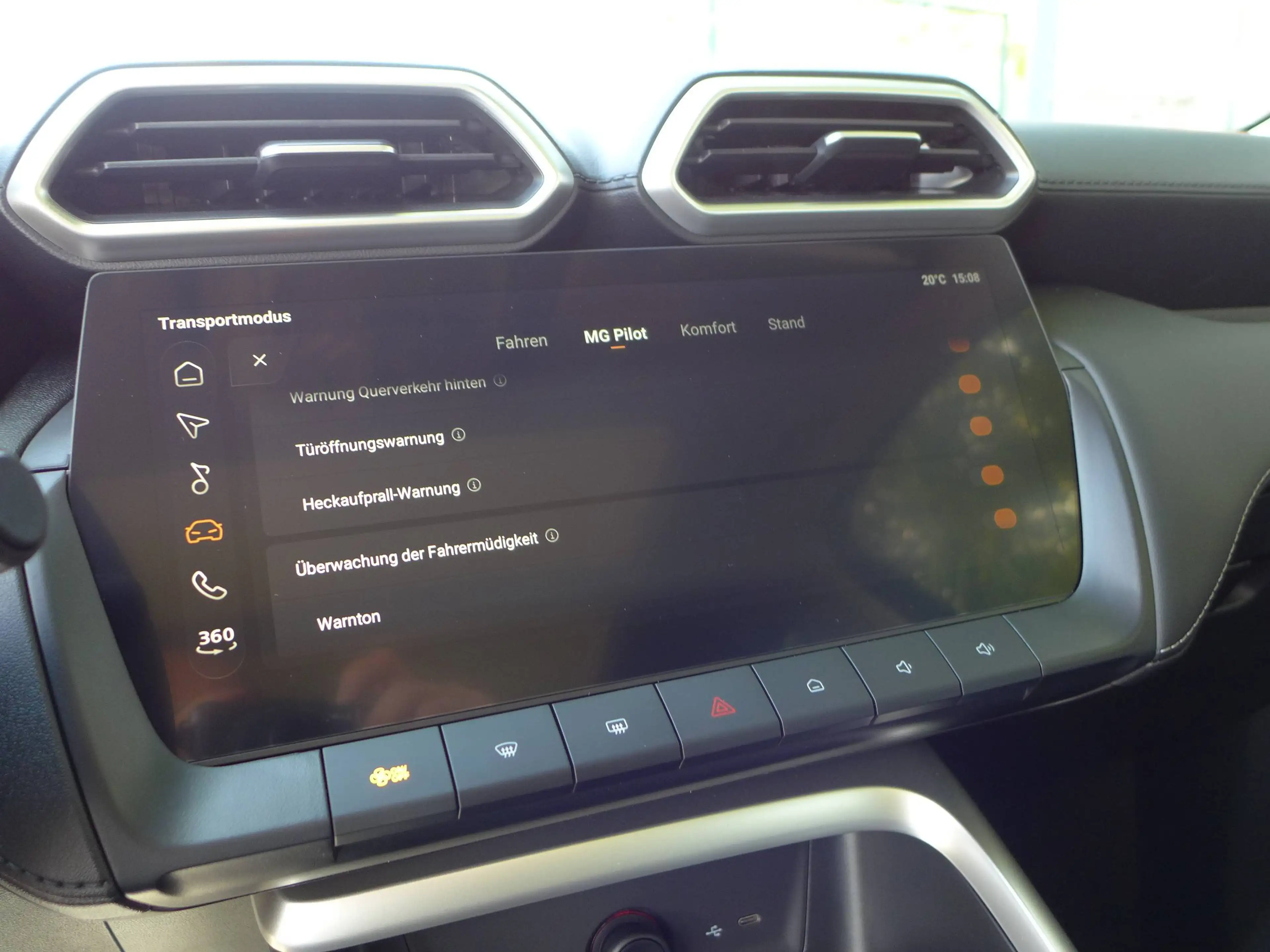 MG ZS ZS 1.5 Hybrid+ Luxury LED/Navi/Leder/Panoramaglasschiebedach — photo 12