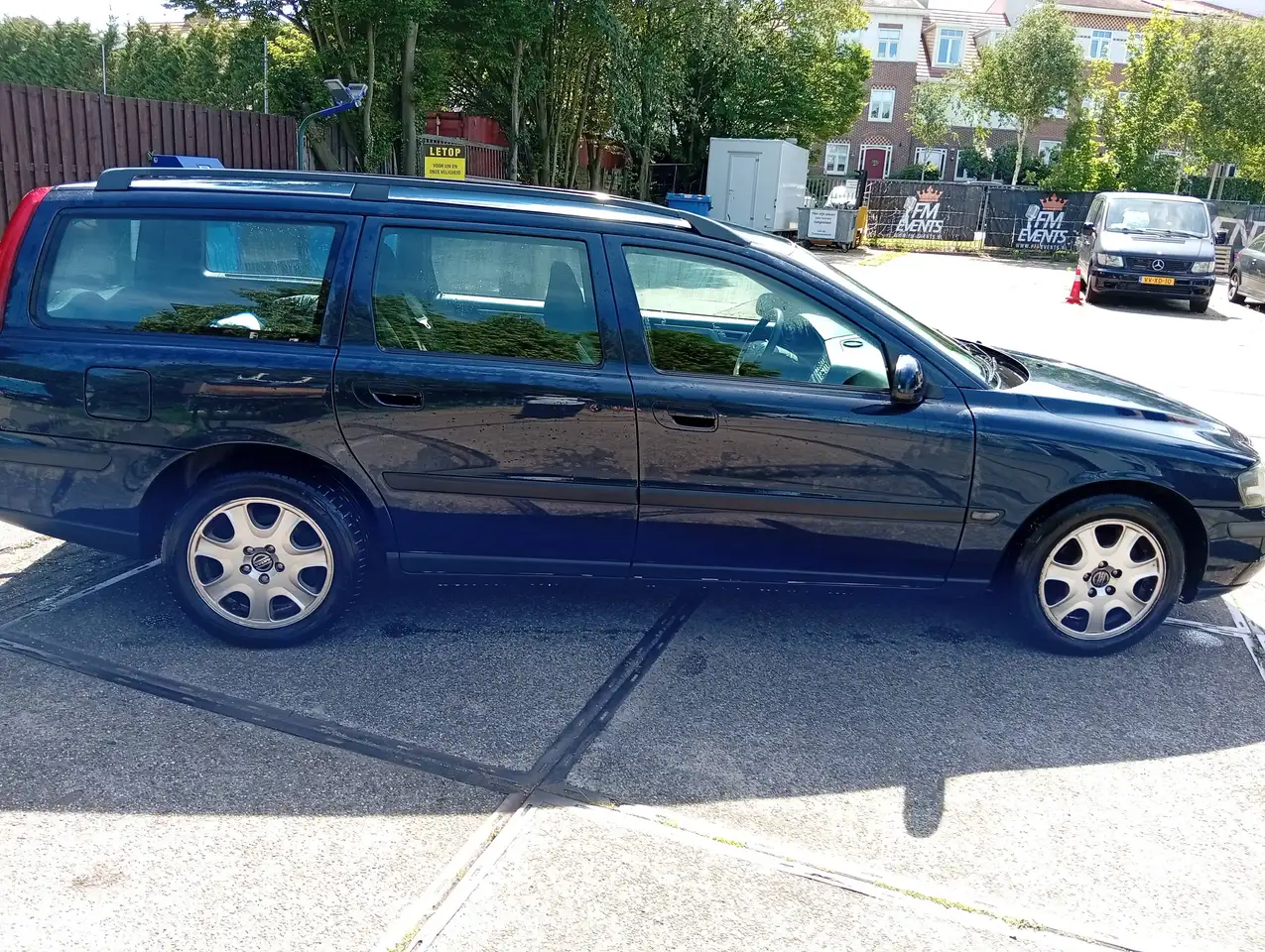 Volvo V70 2.4 Comfort Line, foto 1