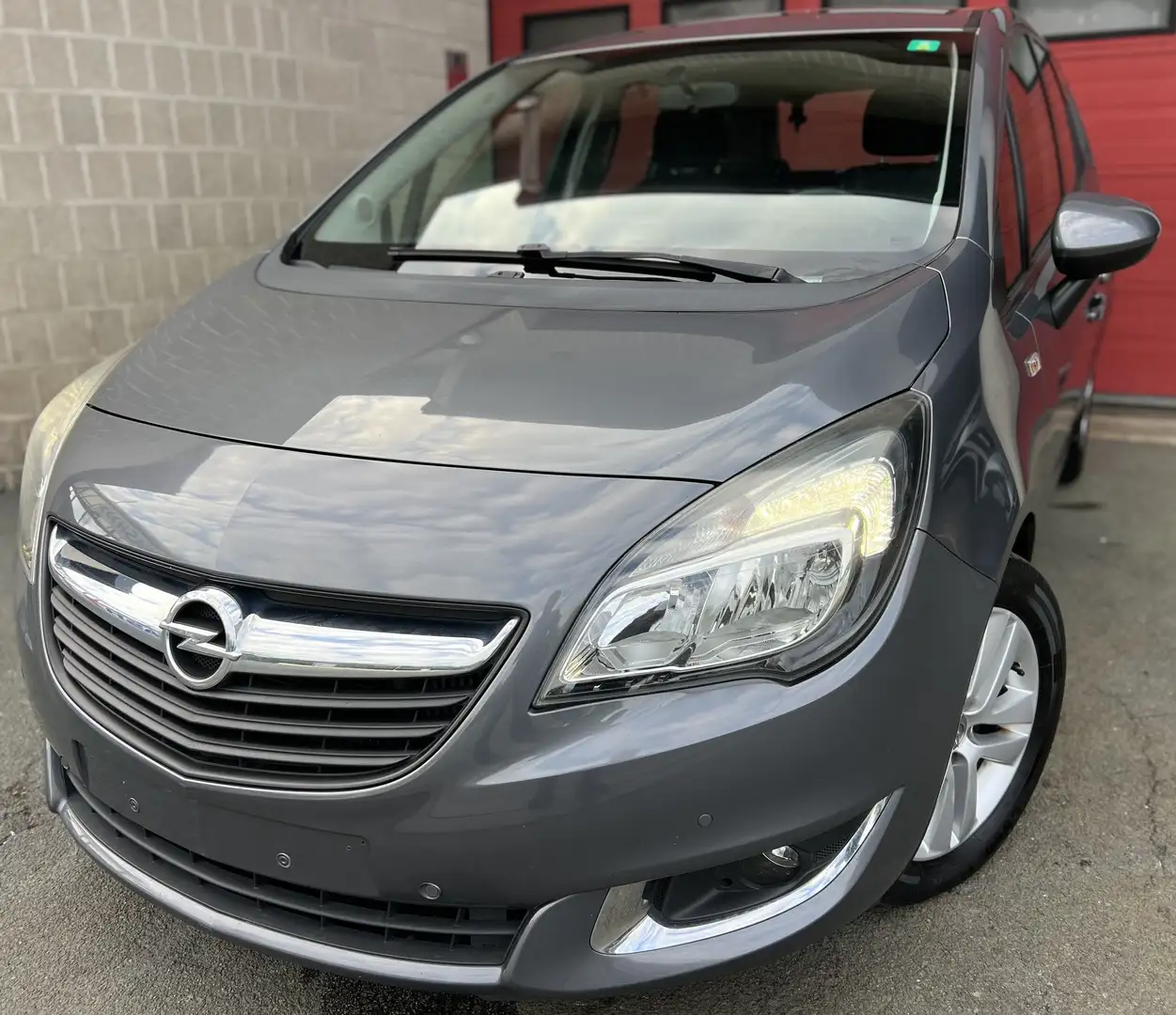 Opel Meriva 1.6 CDTi ecoFLEX Cosmo Start/Stop + CLIM Gris - 1