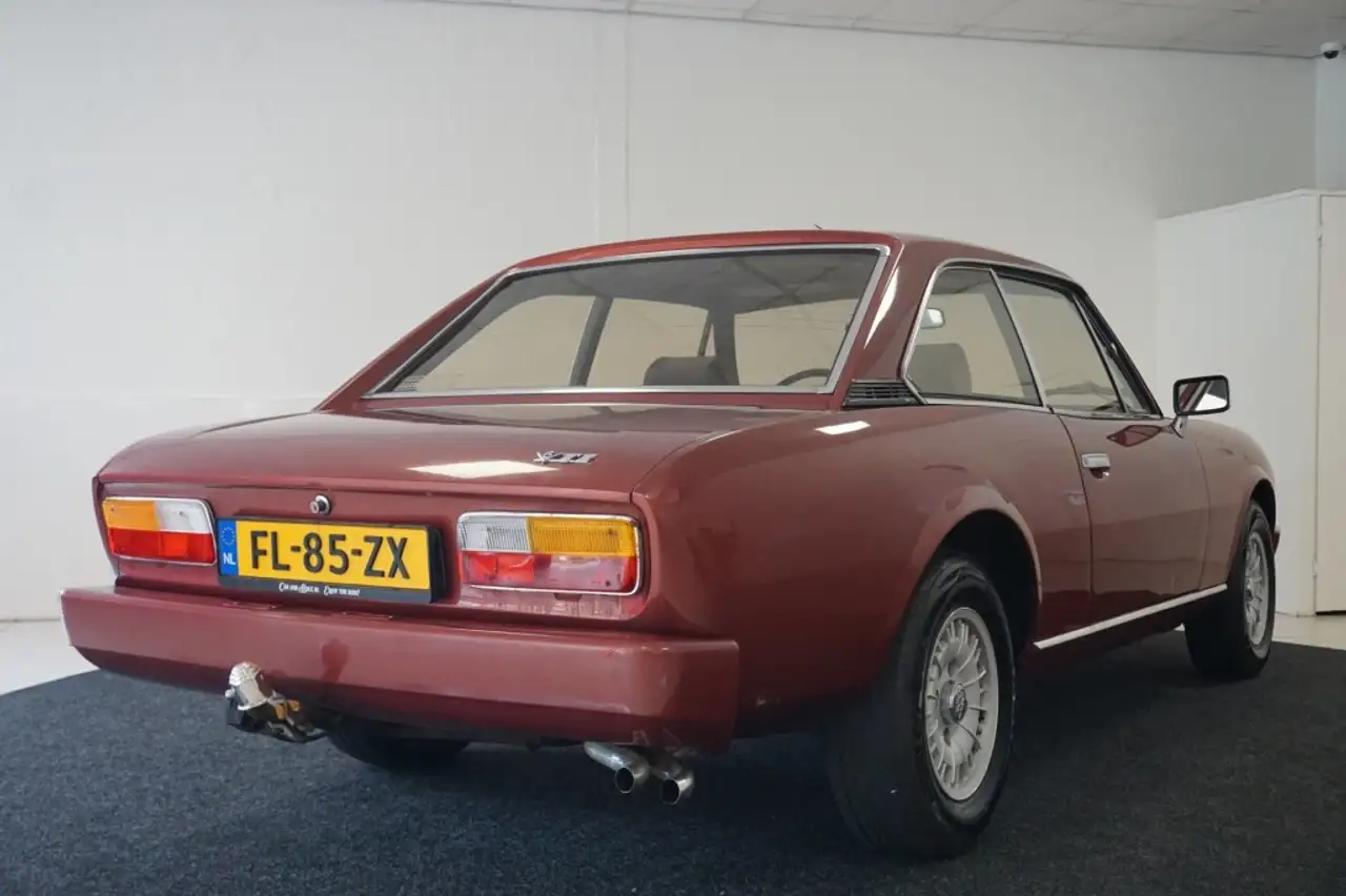 Peugeot 504 2.7 V6 COUPE-C32, foto 8
