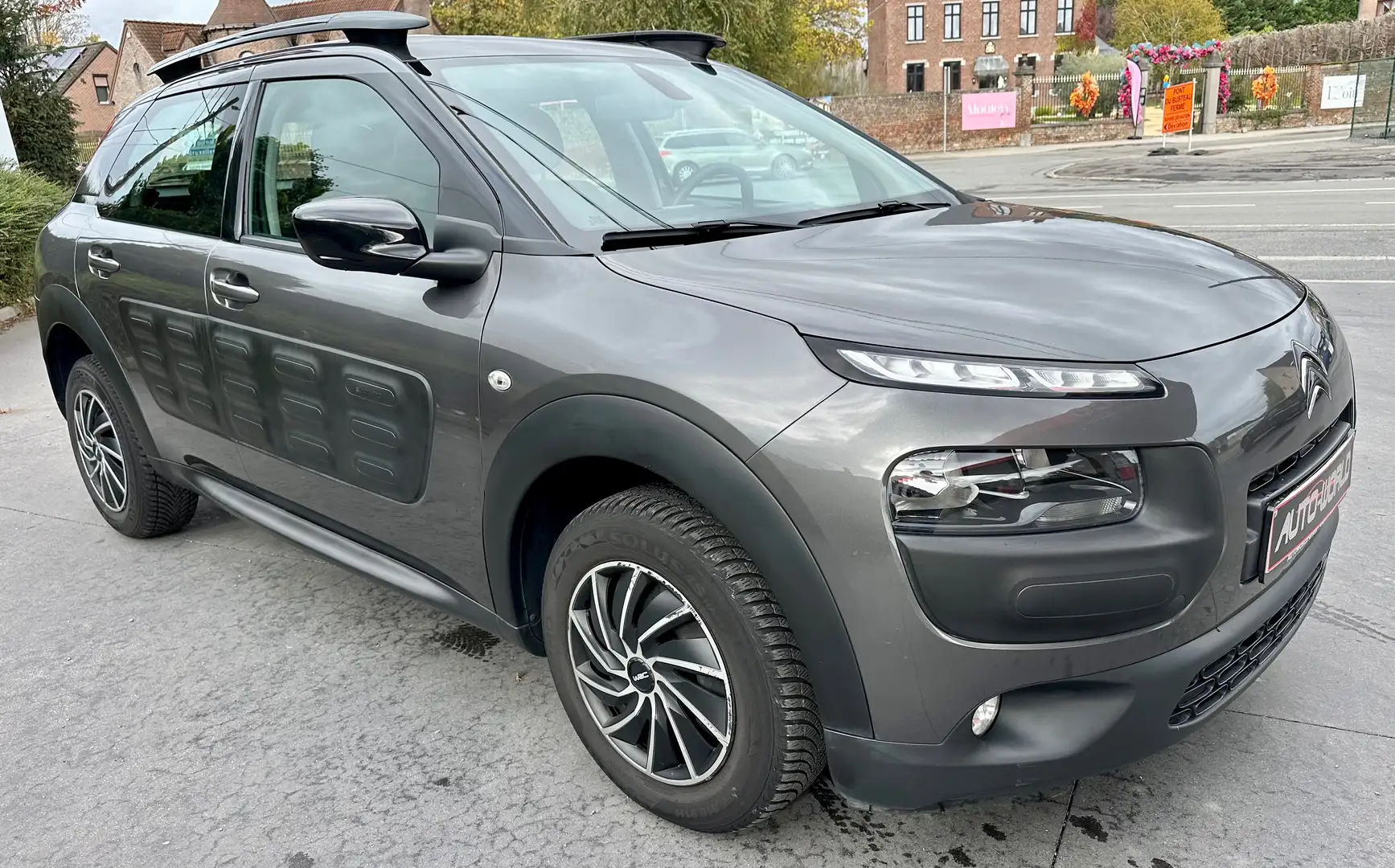Citroen C4 Cactus C4 Cactus 1.2 PureTech Business GPS (Fleet) Grijs - 2