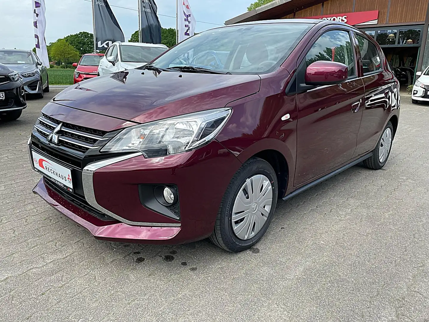 Mitsubishi Space Star Invite 1,2l MT Klima Fenster el. Rot - 2
