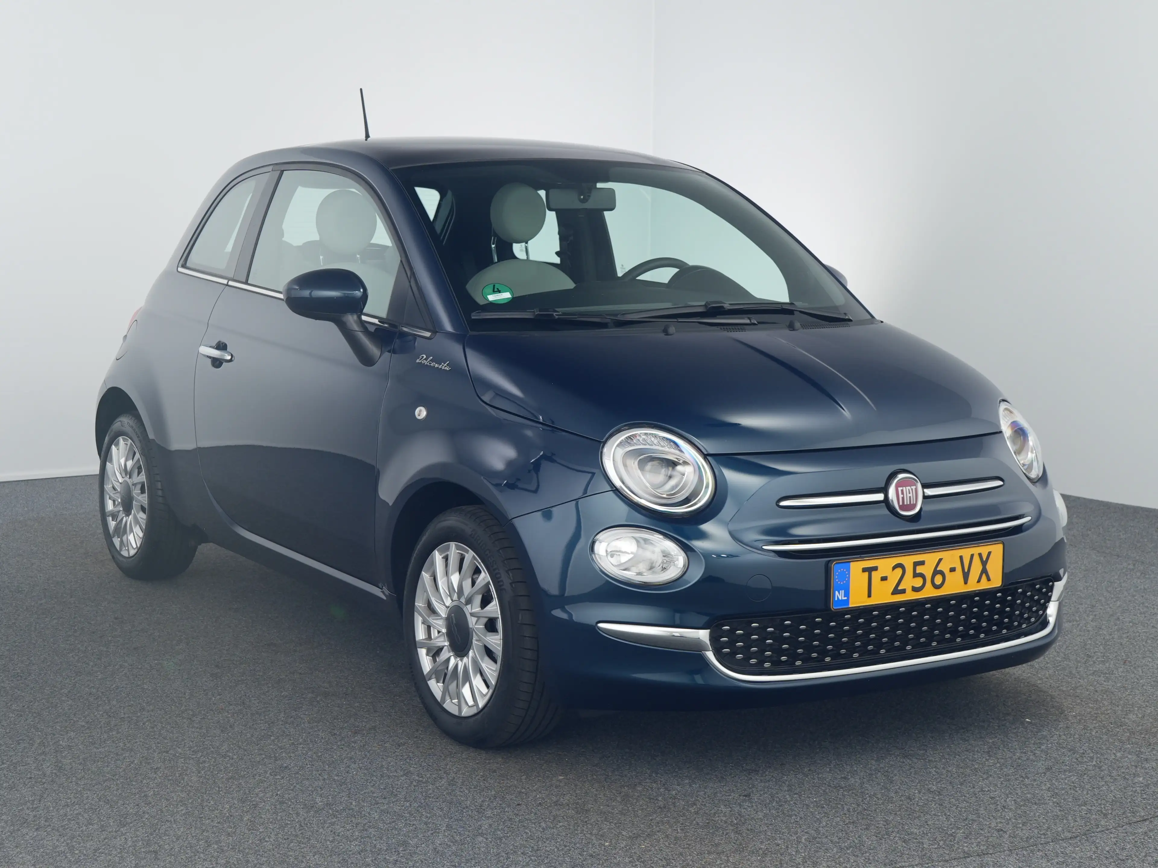 Fiat 500 1.0 Hybrid Dolcevita | Achterbank in delen neerkla — photo 9
