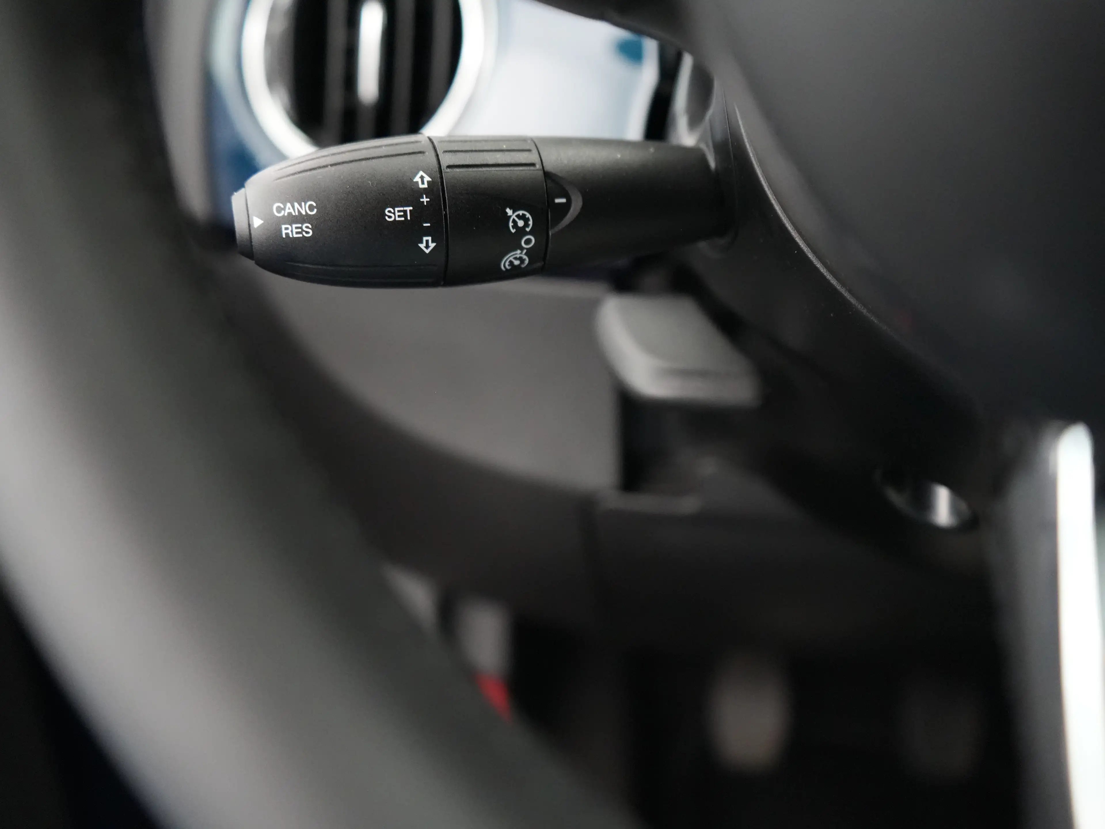 Fiat 500 1.0 Hybrid Dolcevita | Achterbank in delen neerkla — photo 20